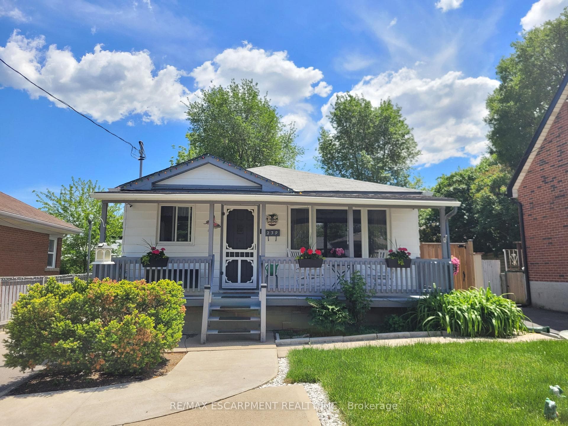 239 WEST 18TH Street, Hamilton, ON L9C 4H1, Hamilton — photo 1