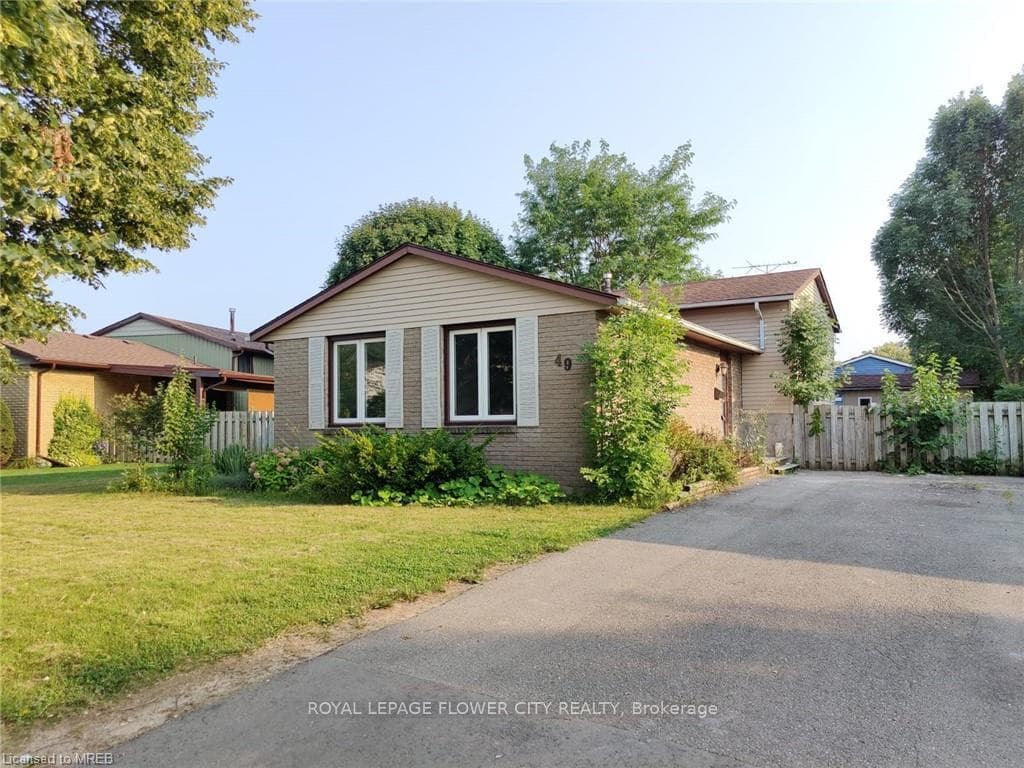 49 Mccrae Drive, Welland, ON L3C 6C9, Welland — photo 1