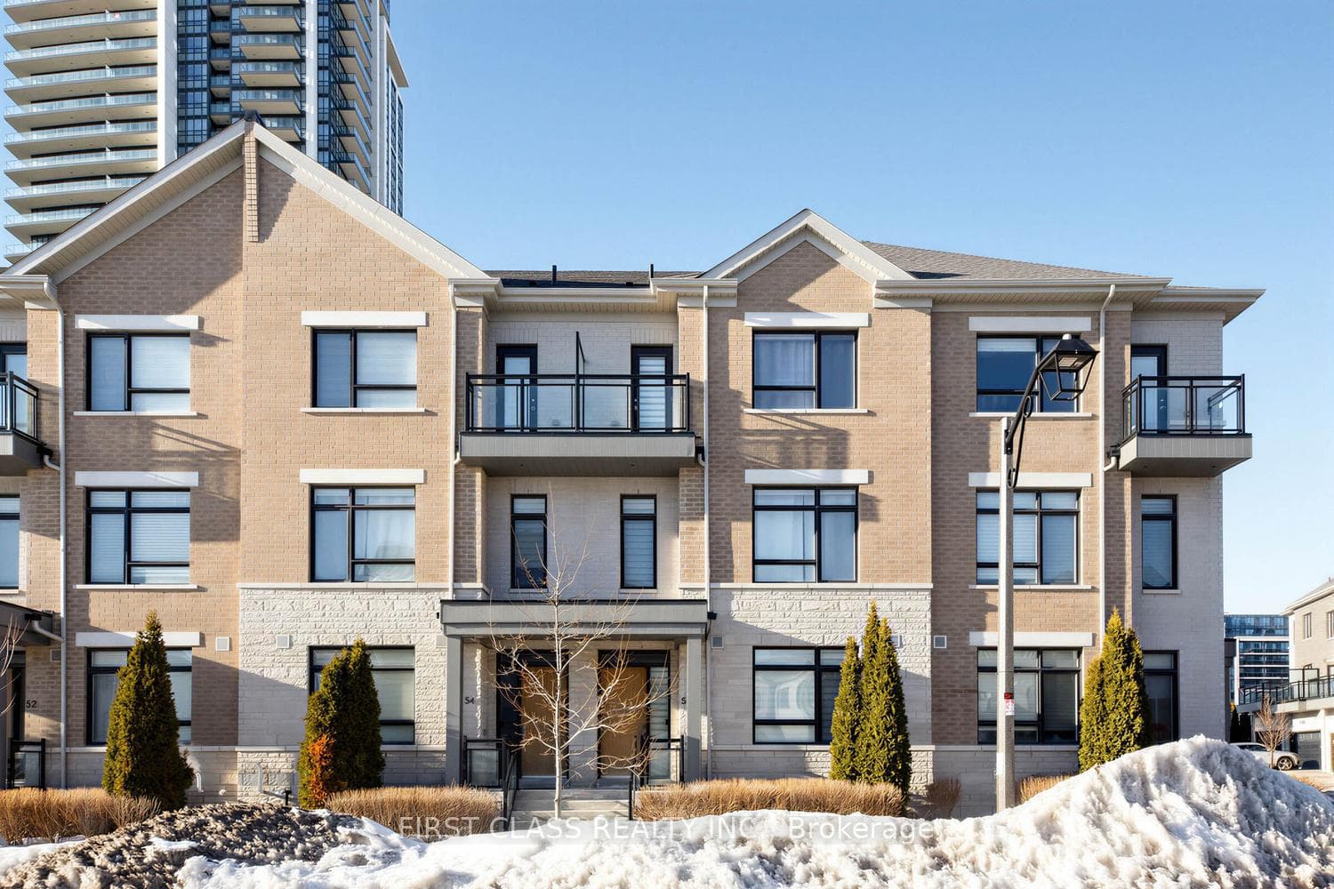 56 S Active Road, Markham, ON L3T 0G2, Markham — photo 1