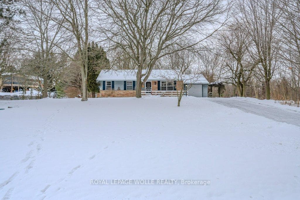 39 Bannockburn Road, Kitchener, ON N2R 1M1, Kitchener — photo 1