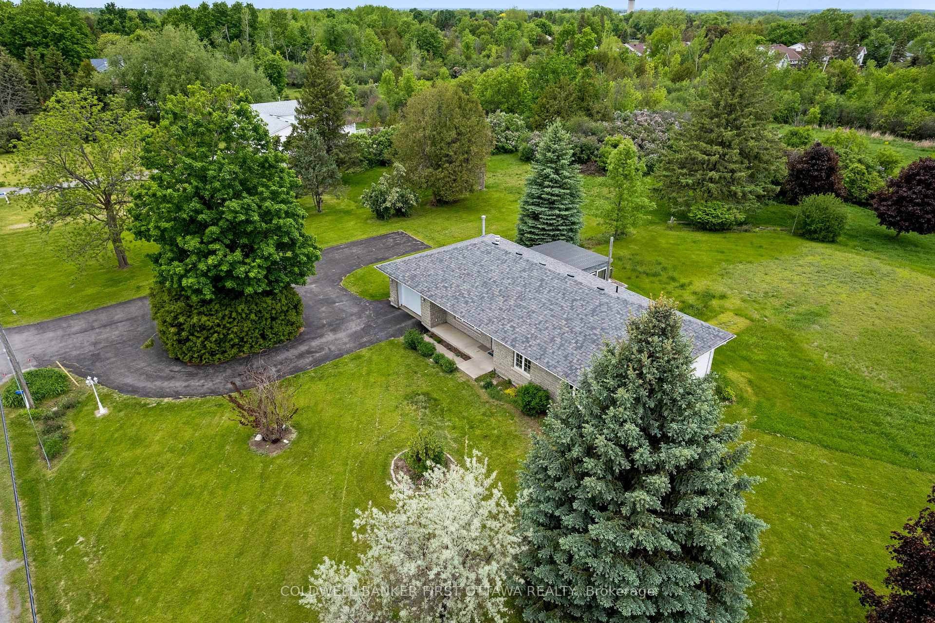 363 Napoleon Street, Carleton Place, ON K7C 3Y3, Carleton Place — photo 1