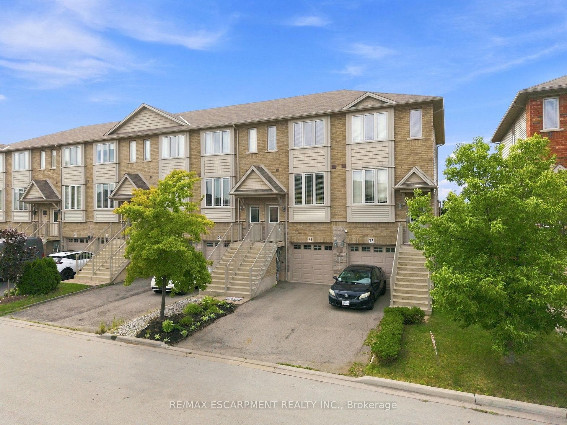 31 Edenrock Drive, Hamilton, ON L8E 0G6, Hamilton — photo 1