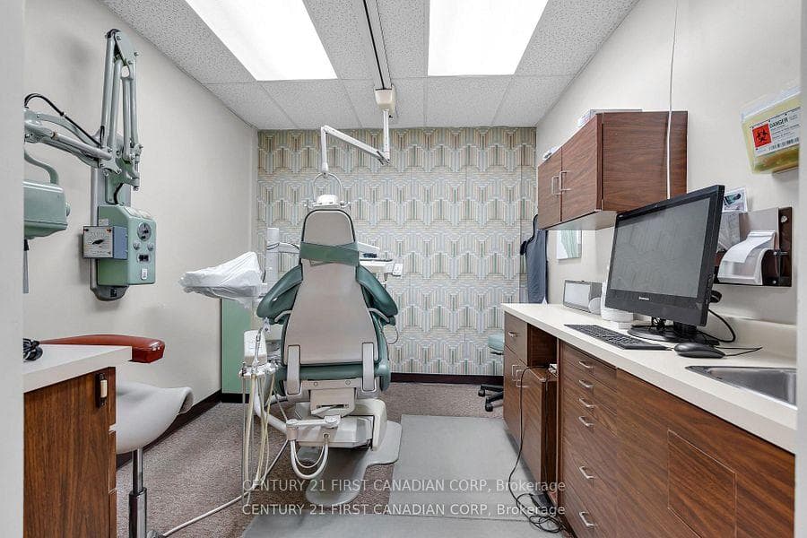 700 York Street 6, London East, ON N5W 2S8, London East — photo 1