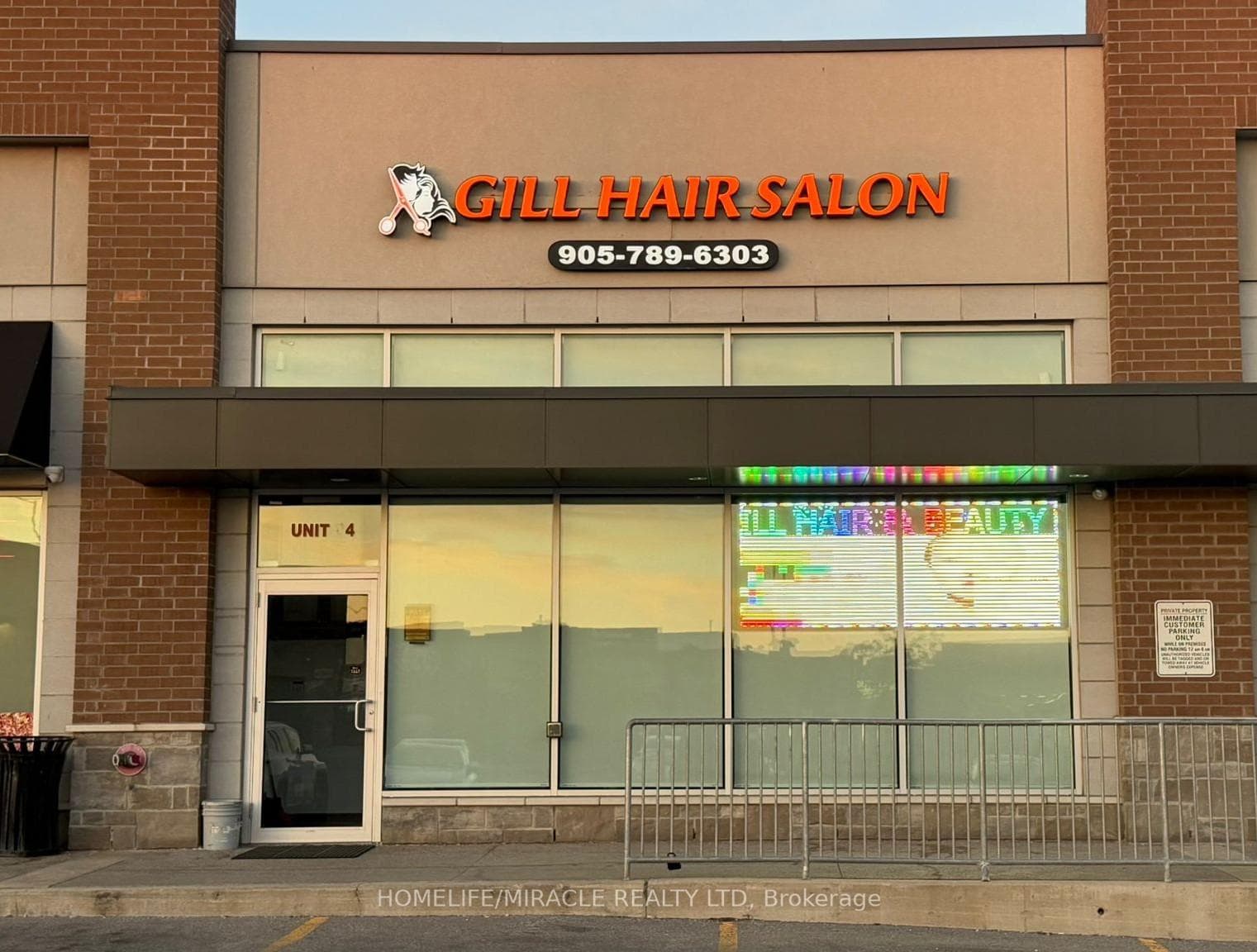 9 Beaumaris Drive, Brampton, ON L6T 5J6, Brampton — photo 1