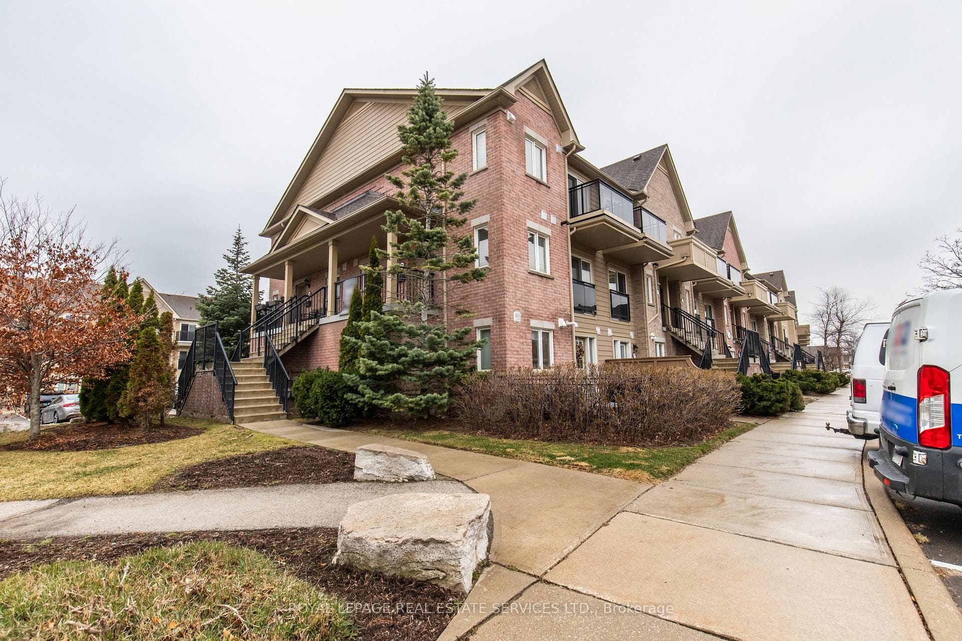 4975 Southampton Drive 272, Mississauga, ON L5M 8C8, Mississauga — photo 1