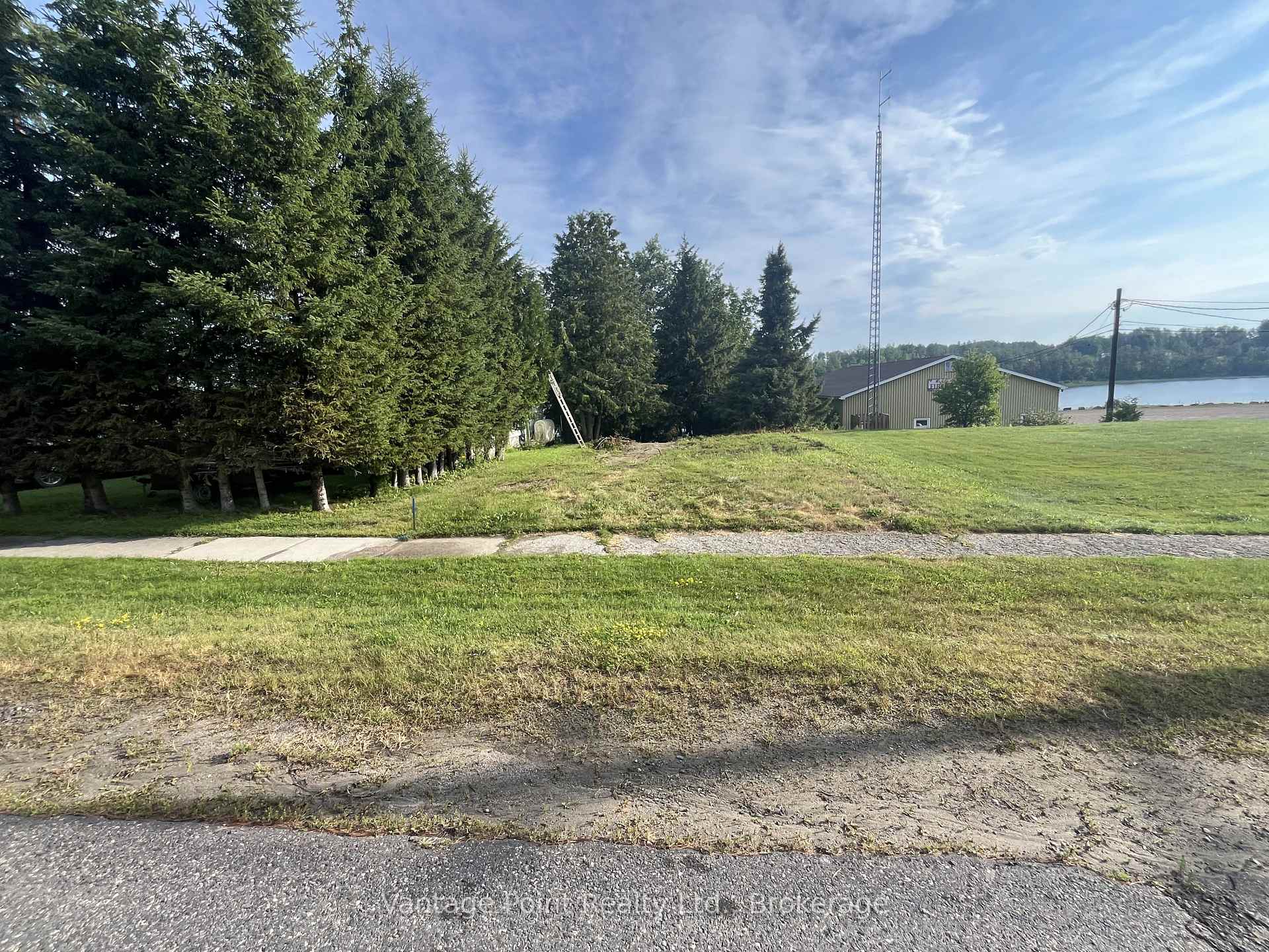 33 Third Street E, Timiskaming, ON P0J 1G0, Timiskaming — photo 1