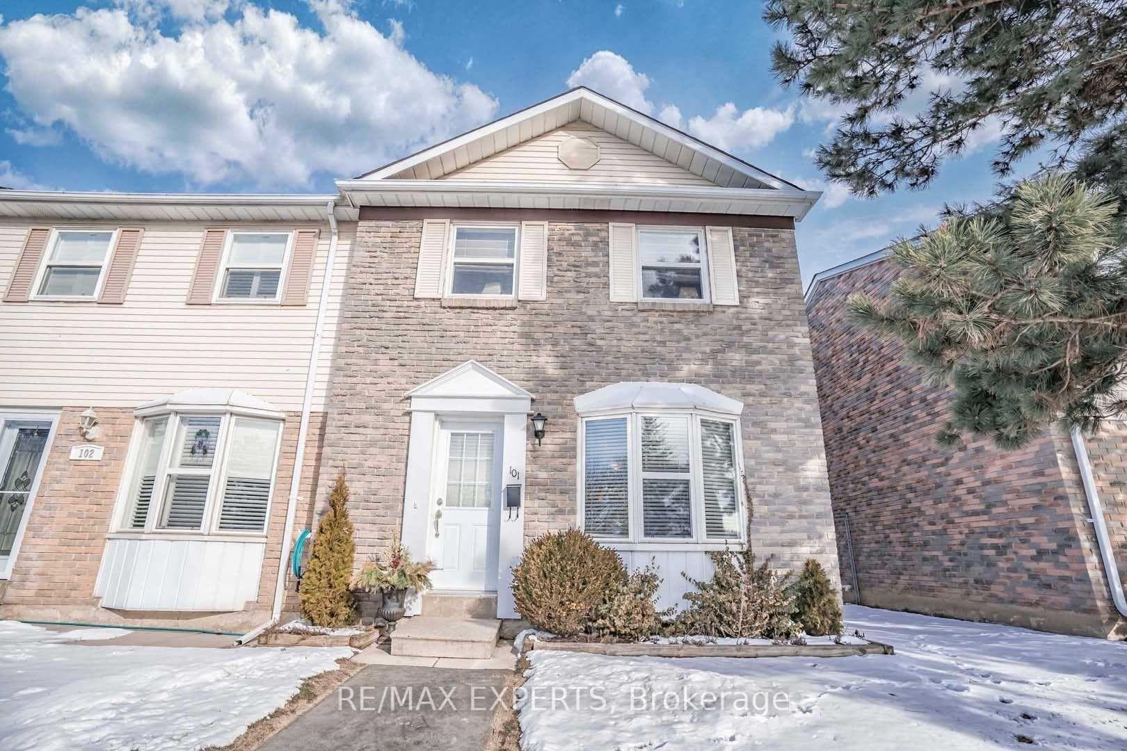 101 Morley Crescent, Brampton, ON L6S 3K8, Brampton — photo 1