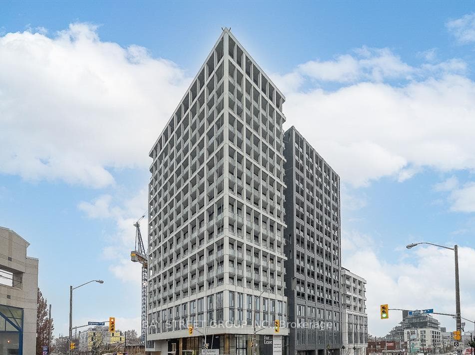 2020 Bathurst Street 821, Toronto, ON M5P 0A6, Toronto C03 — photo 1