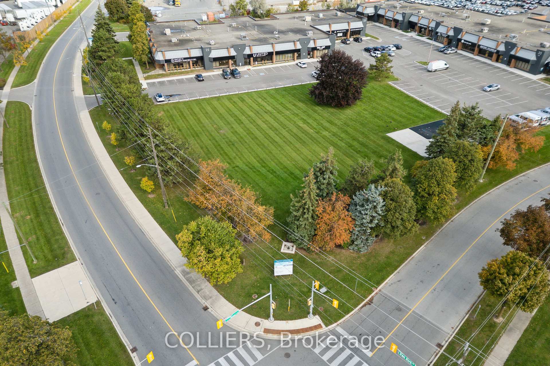 21 Van Kirk Drive, Brampton, ON L7A 1W4, Brampton — photo 1