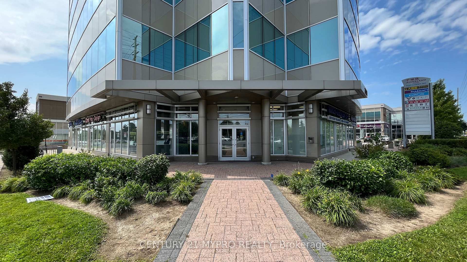 7130 Warden Avenue 601-Room 3, Markham, ON L3R 1S2, Markham — photo 1
