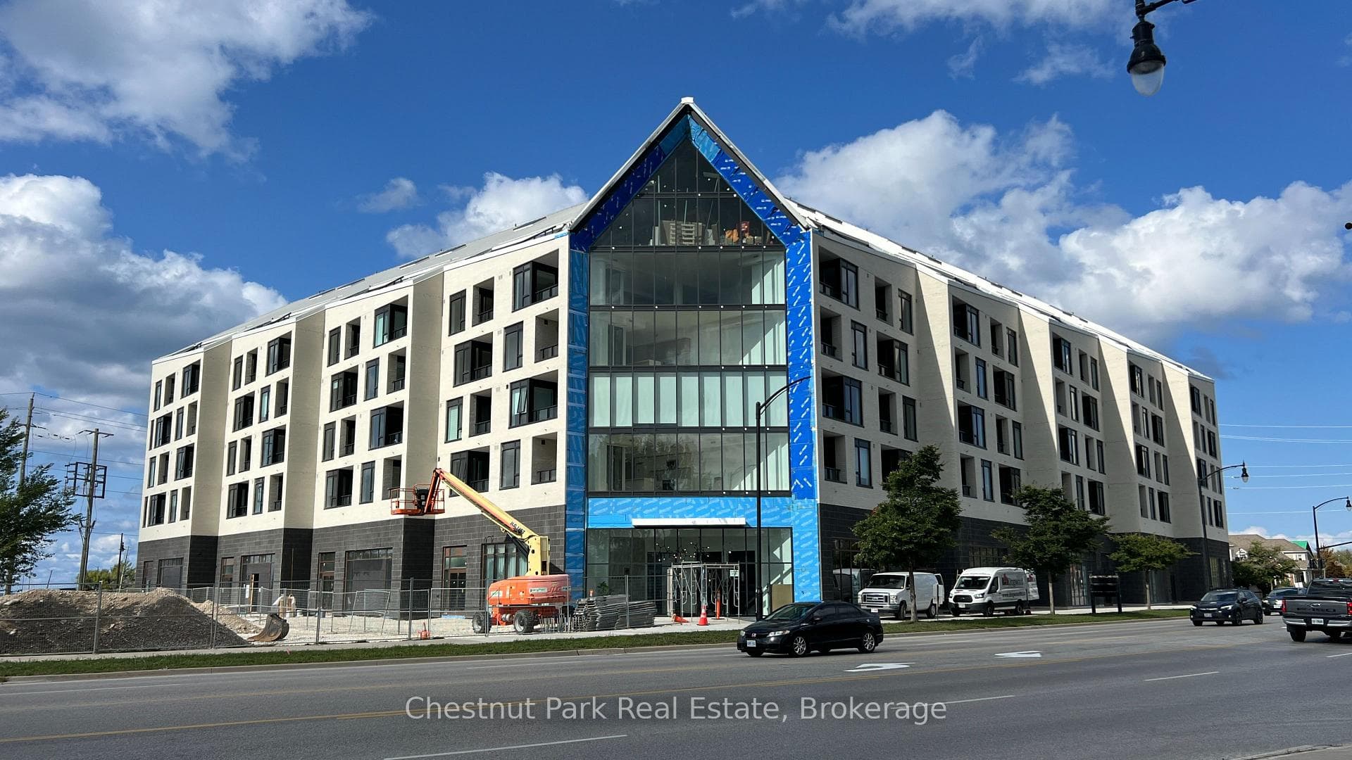 31 Huron Street 102, Collingwood, ON L9Y 5T7, Collingwood — photo 1