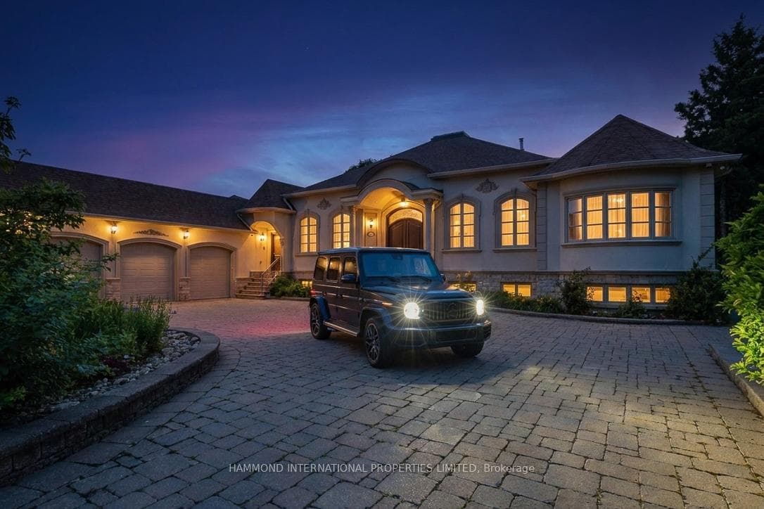 12 Denham Drive, Richmond Hill, ON L4C 6J1, Richmond Hill — photo 1