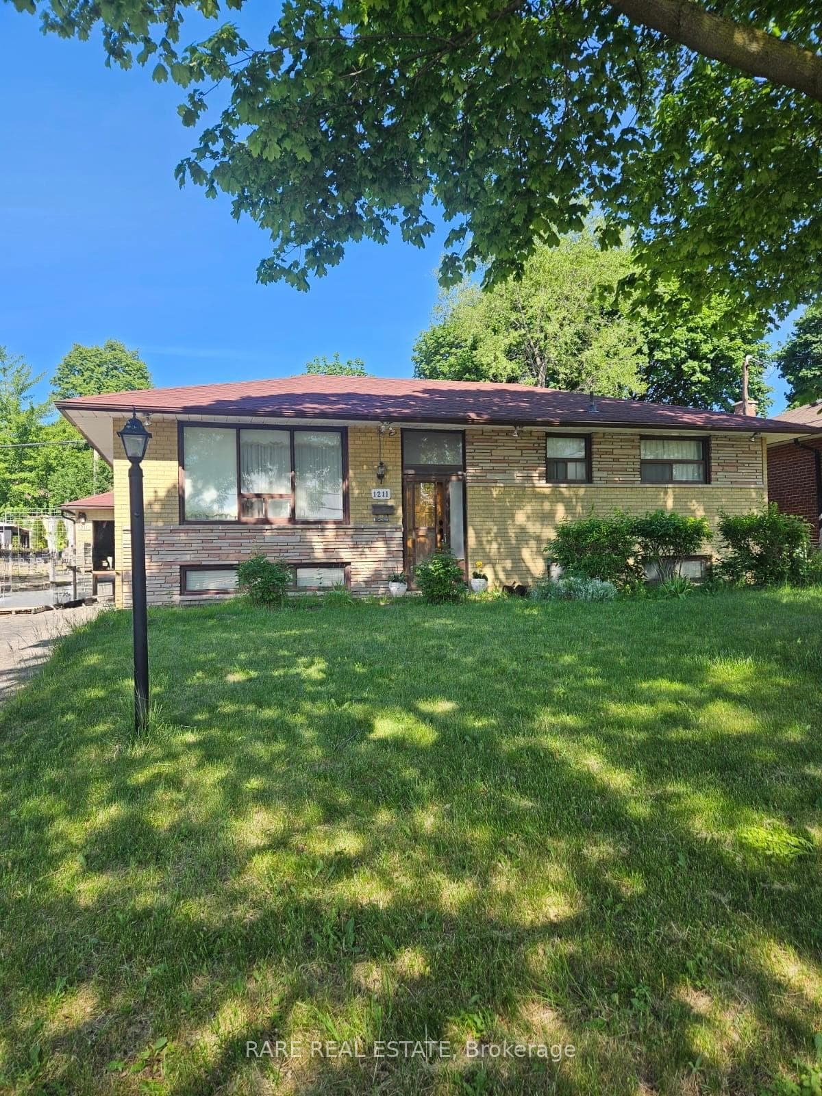 1211 Brimley Road, Toronto, ON M1P 3G5, Toronto E09 — photo 1