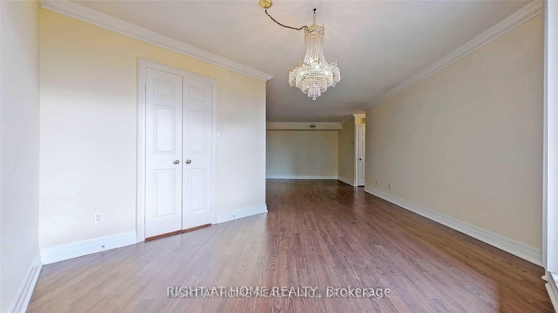 68 Jutland Road 1 & 2, Toronto, ON M8Z 0G7, Toronto W08 — photo 1