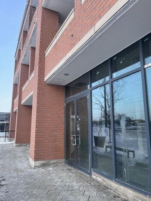 11611 Yonge Street 2, Richmond Hill, ON L4E 1G2, Richmond Hill — photo 1