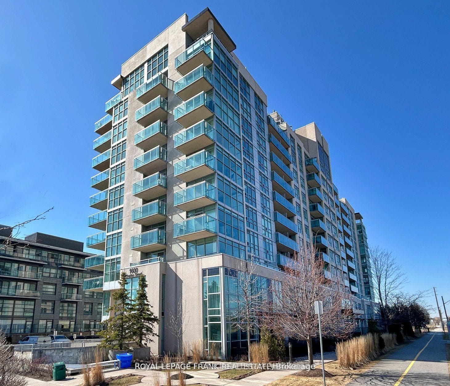 1600 Charles Street 101, Whitby, ON L1N 0G4, Whitby — photo 1