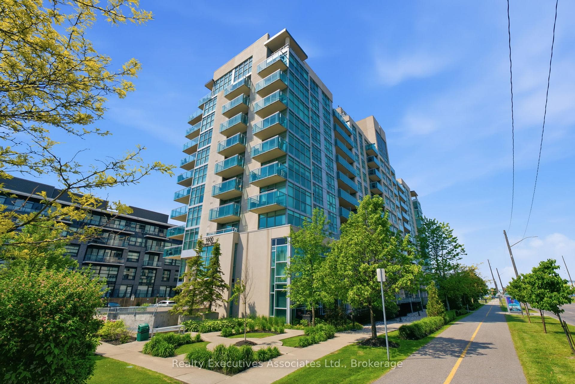 1600 Charles Street 911, Whitby, ON L1N 0G4, Whitby — photo 1