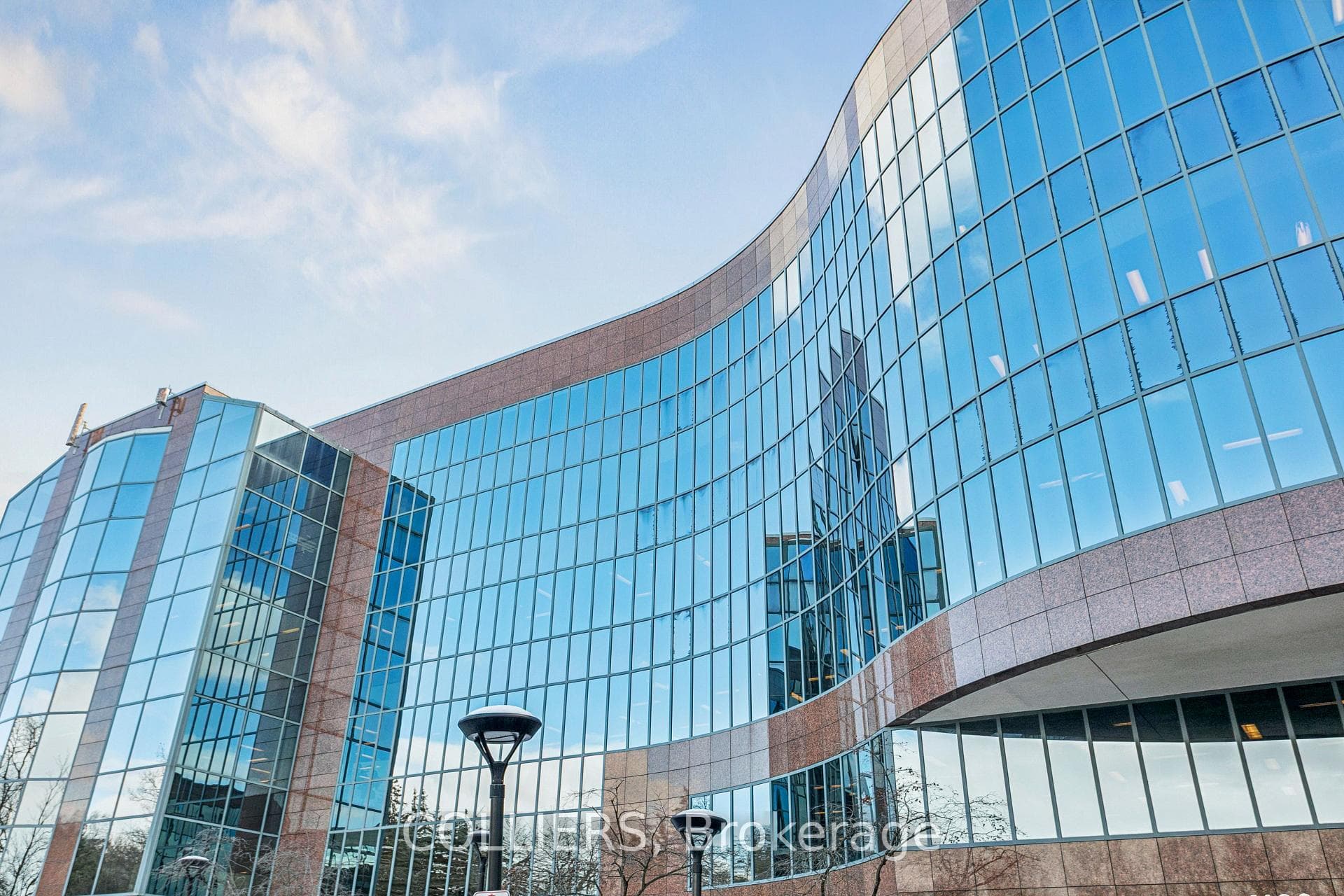 4100 Yonge Street 500, Toronto, ON M2P 2B5, Toronto C04 — photo 1