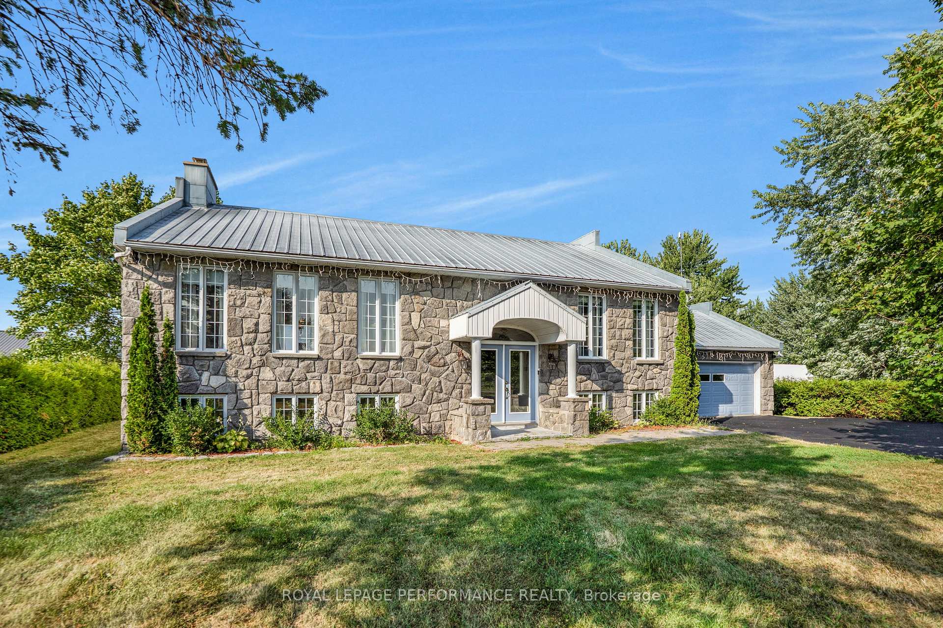 123 Ch Du Domaine Road, Alfred and Plantagenet, ON K0B 1J0, Alfred and Plantagenet — photo 1