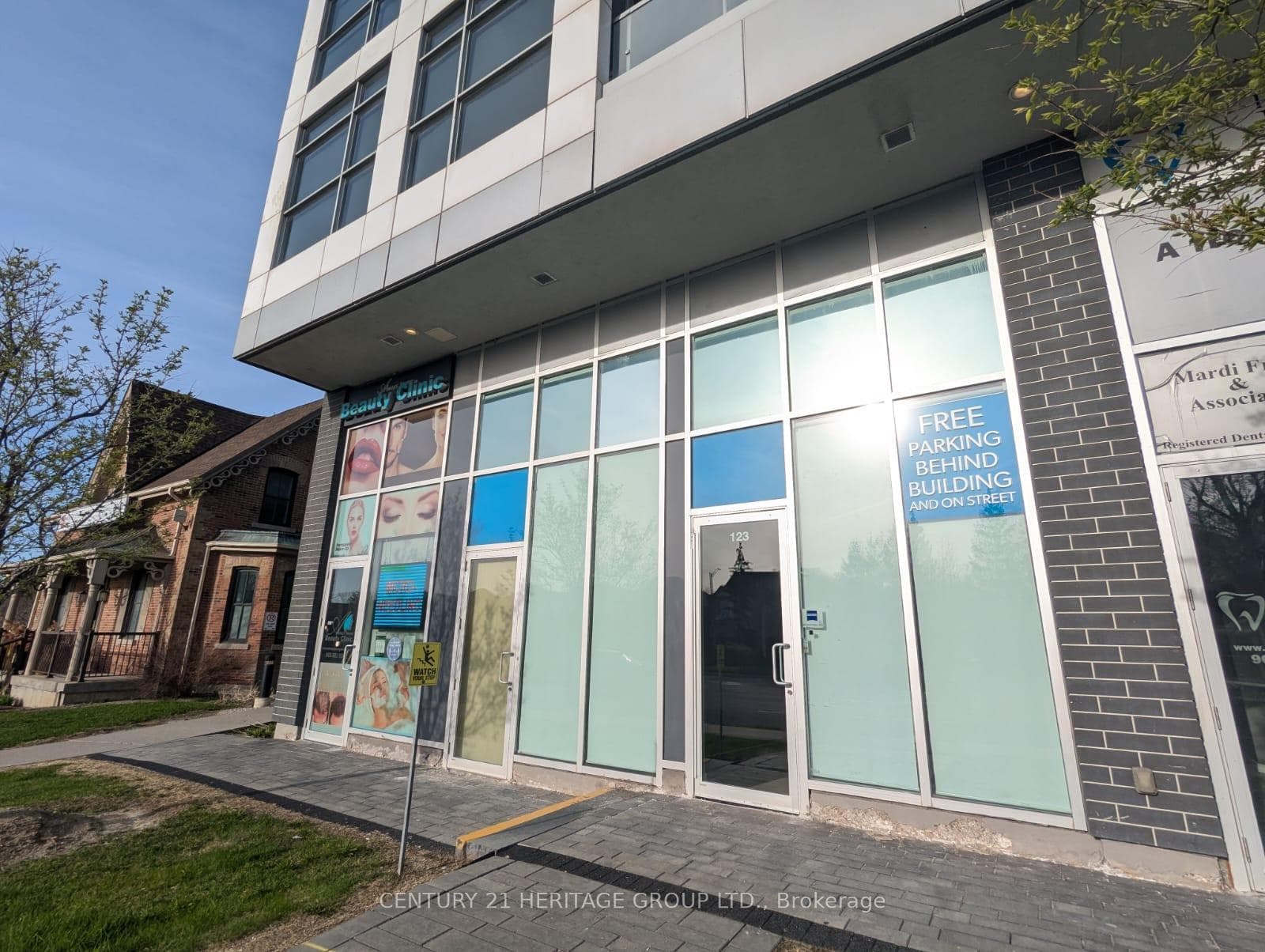 8763 Bayview Avenue 123 & 125, Richmond Hill, ON L4B 3V1, Richmond Hill — photo 1