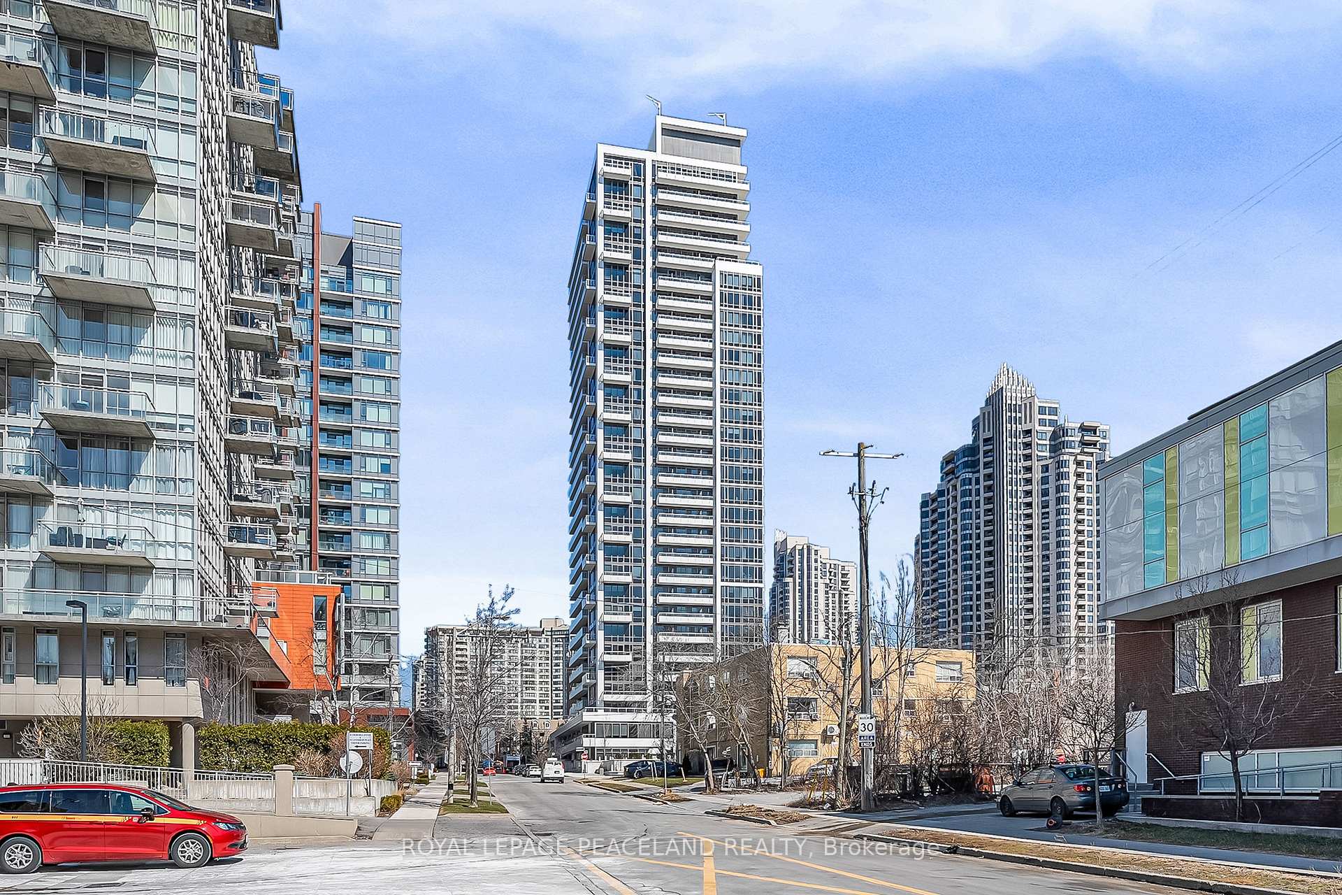 75 Canterbury Place 1215, Toronto, ON M2N 0L2, Toronto C07 — photo 1