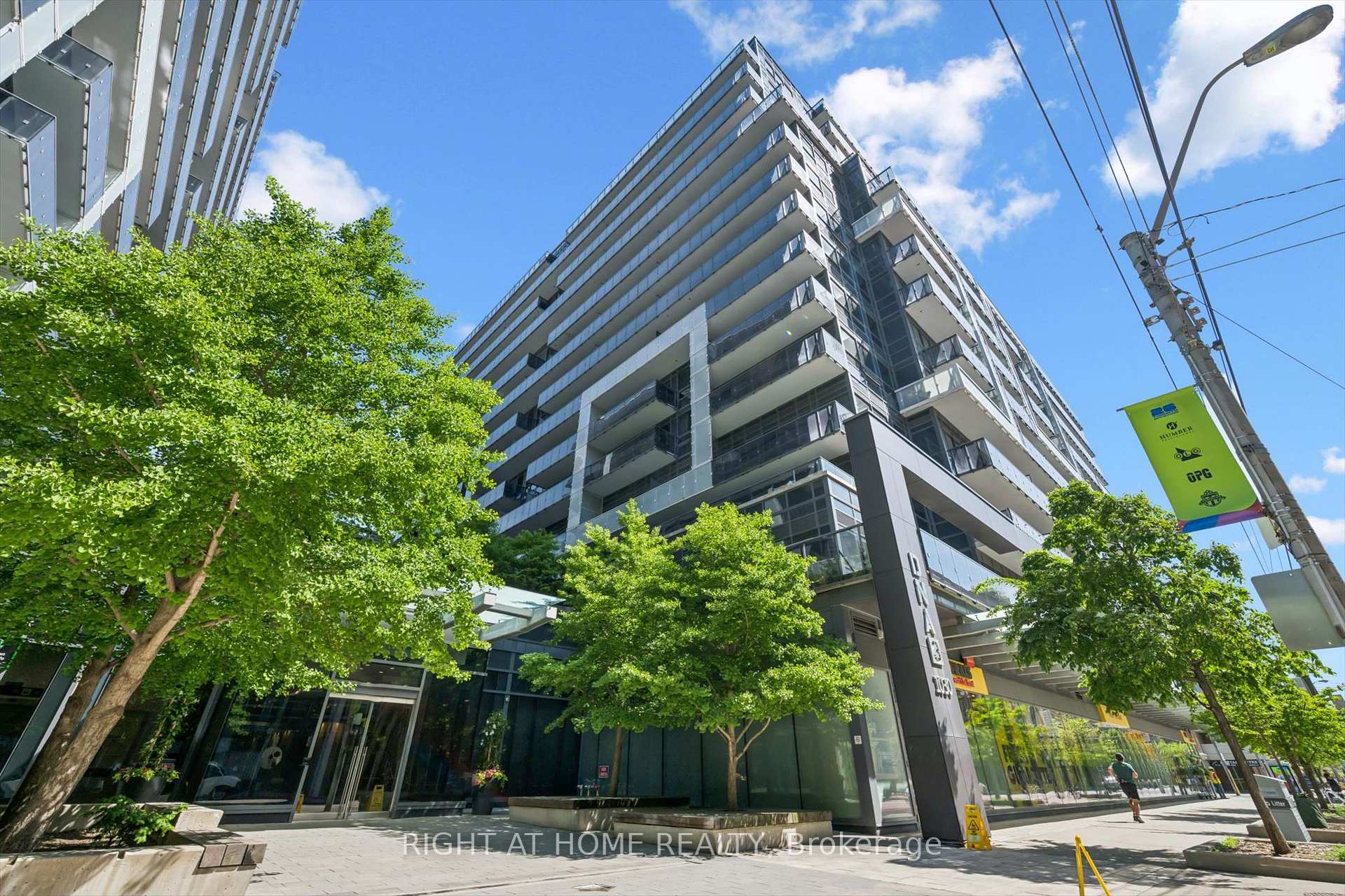 1030 King Street W 418, Toronto, ON M6K 3N3, Toronto C01 — photo 1