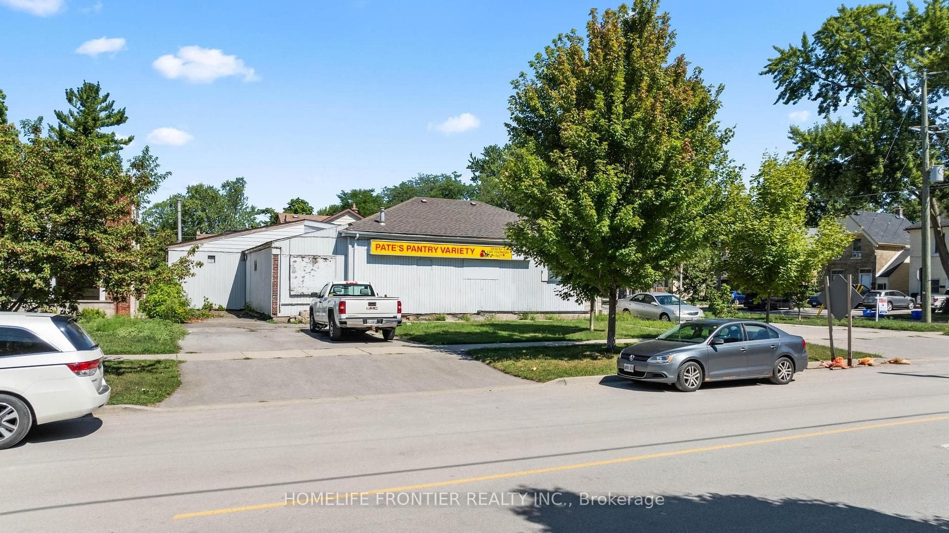 131 Waterloo Street, London East, ON N6B 2M7, London East — photo 1