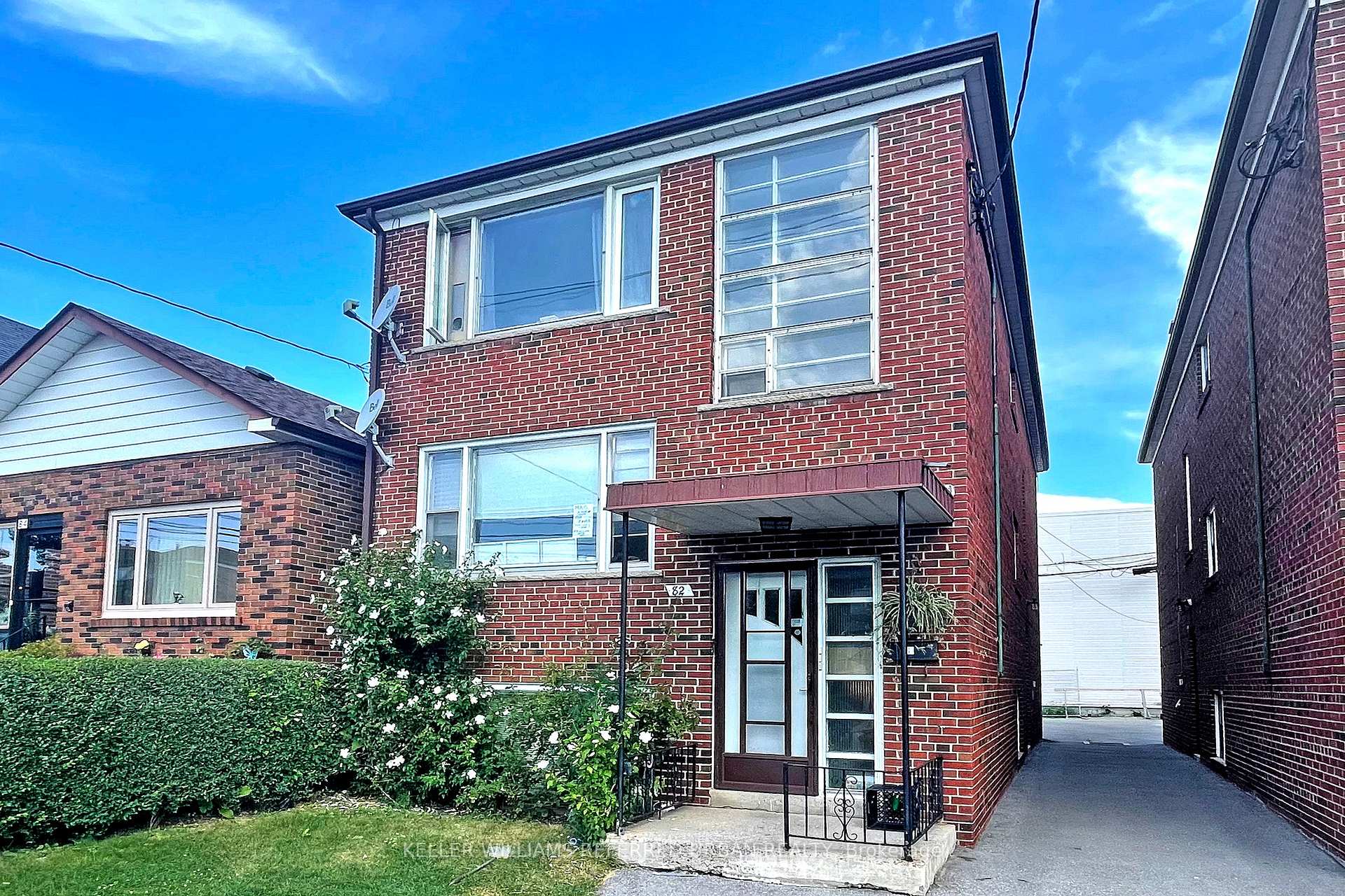 82 Lanark Avenue, Toronto, ON M6E 2G4, Toronto C03 — photo 1