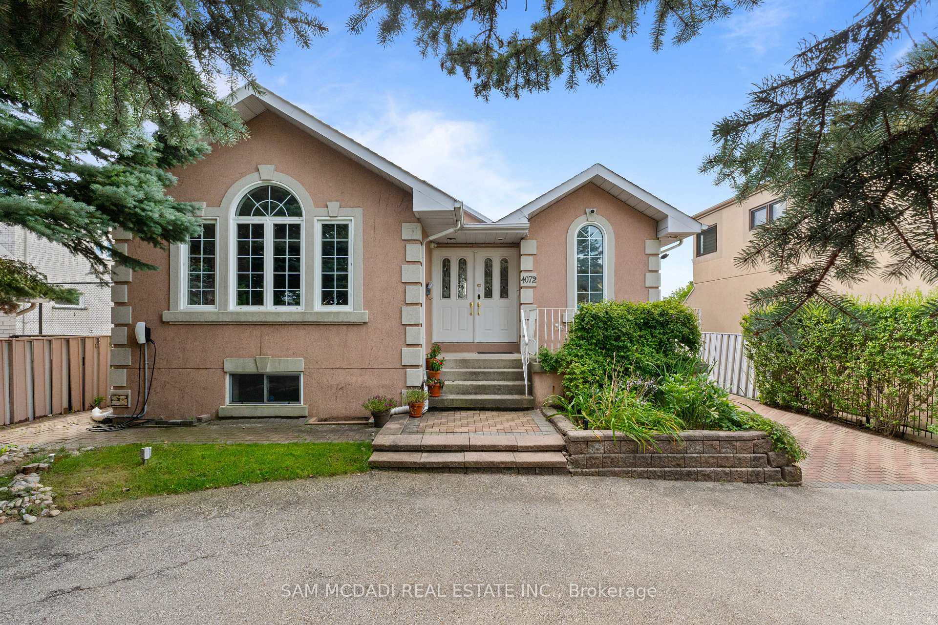 4072 Wilcox Road, Mississauga, ON L4Z 1B7