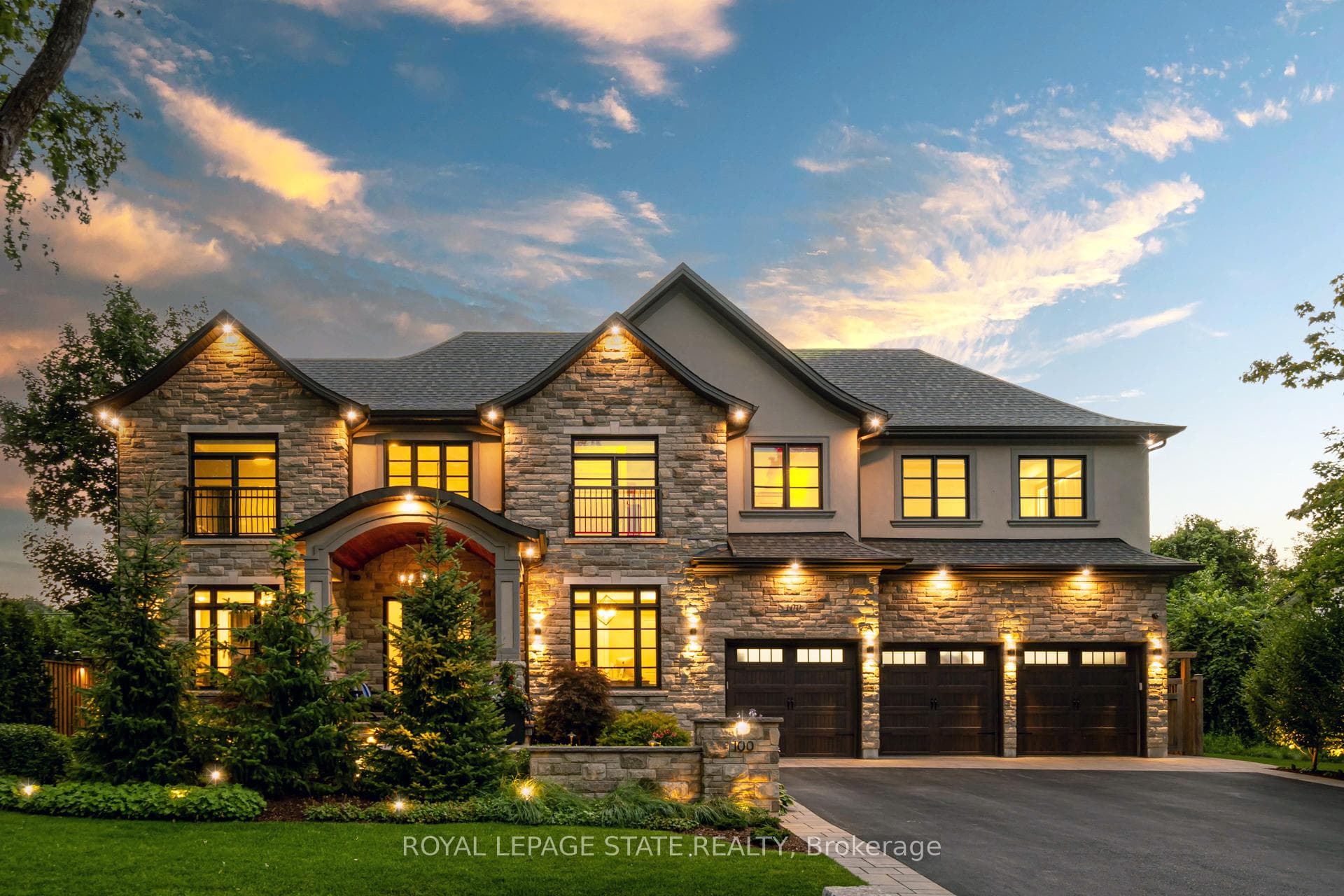100 Seneca Drive, Hamilton, ON L9G 3B8, Hamilton — photo 1