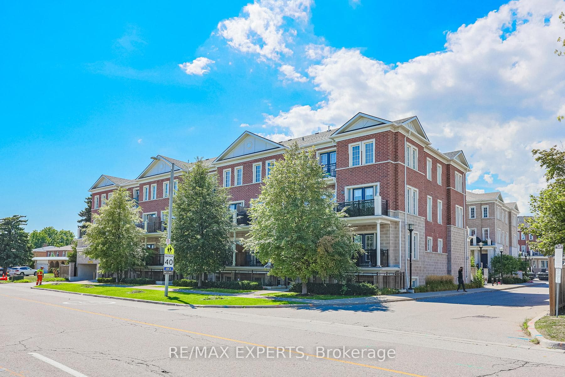 26 Bruce Street W B11, Vaughan, ON L4L 0H4, Vaughan — photo 1