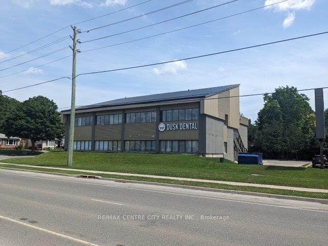 1555 Glenora Drive 202, London North, ON N5X 1V7, London North — photo 1