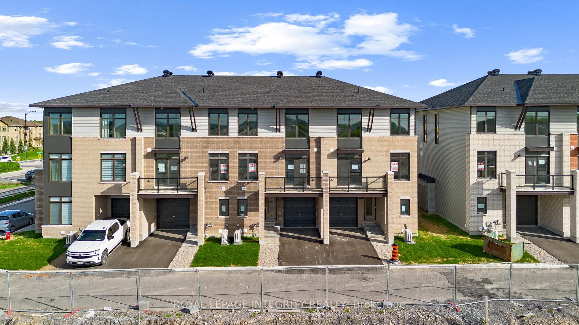 79 Rawah Private W, Kanata, ON K2S 2N9