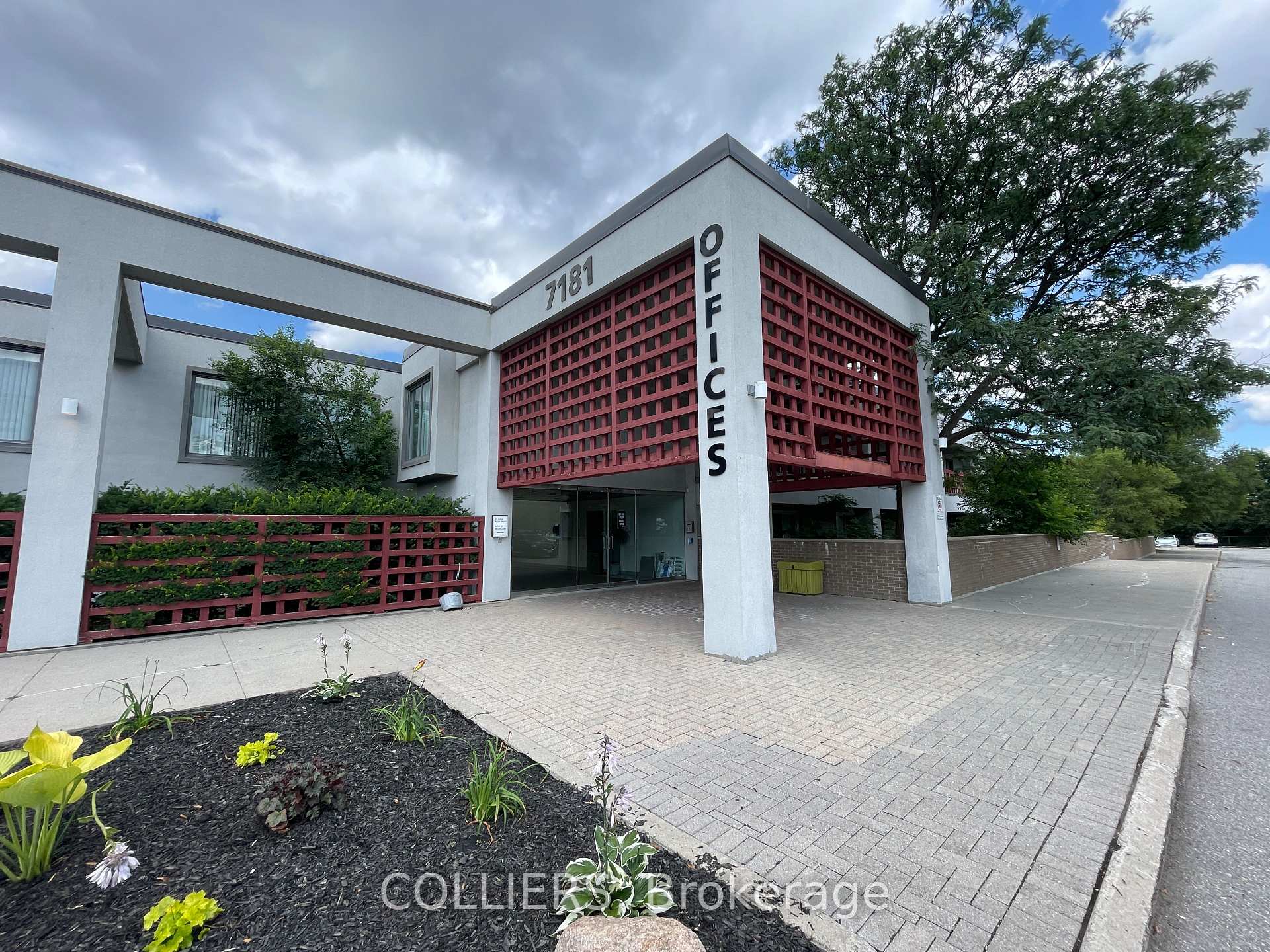 7181 Woodbine Avenue 116, Markham, ON L4R 1A3, Markham — photo 1