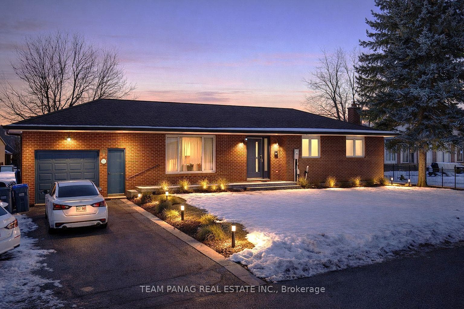 3821 Countryside Drive, Brampton, ON L6P 0T5, Brampton — photo 1