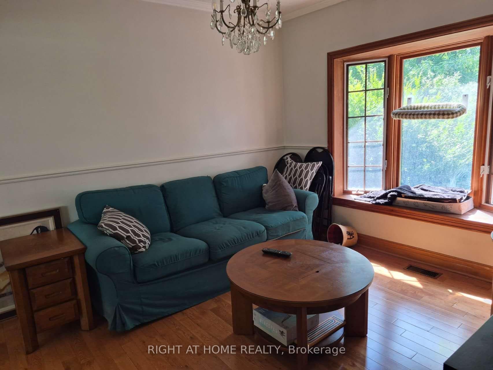 17 Gwendolen Avenue, Toronto, ON M2N 1A1, Toronto C07 — photo 1