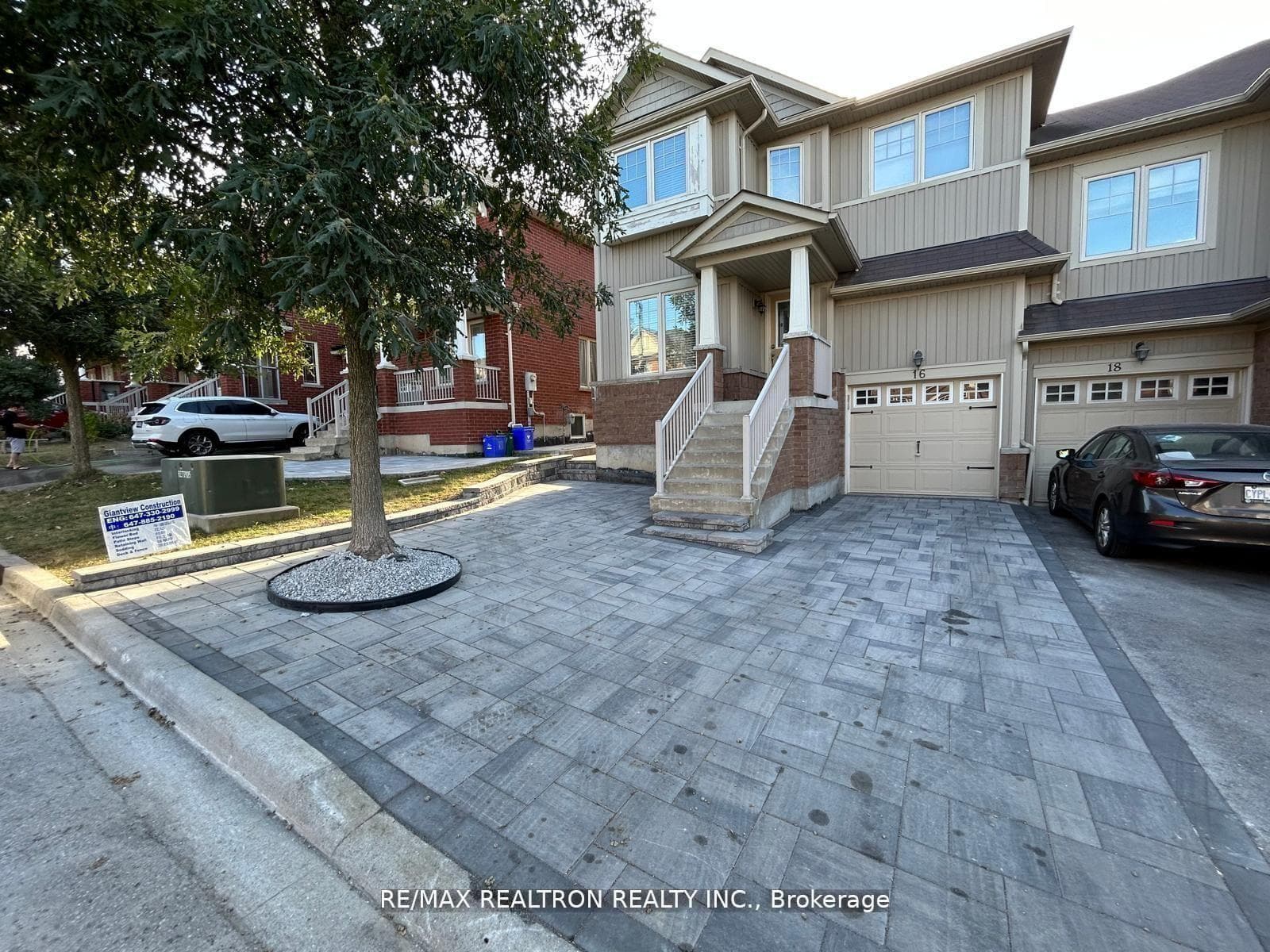 16 Yang Street W Bsmnt, Richmond Hill, ON L4E 0L5, Richmond Hill — photo 1