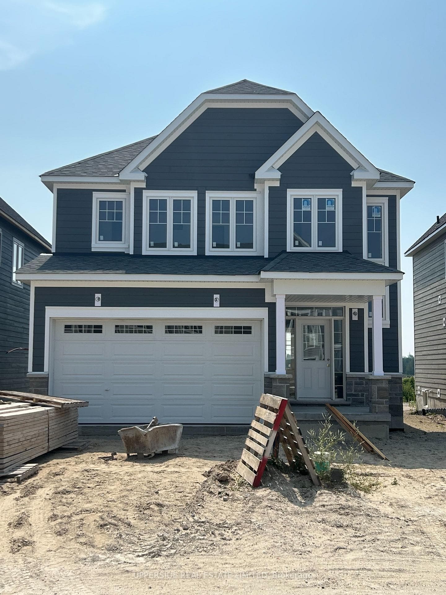 241 Village Gate Drive, Wasaga Beach, ON L9Z 0J7, Wasaga Beach — photo 1