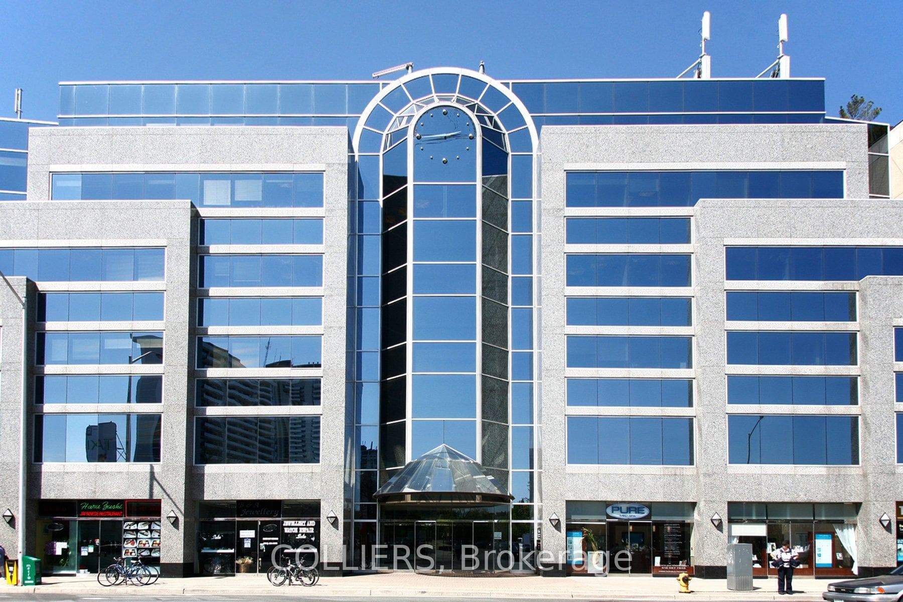 1920 Yonge Street 106, Toronto, ON M4S 1Z5, Toronto C03 — photo 1