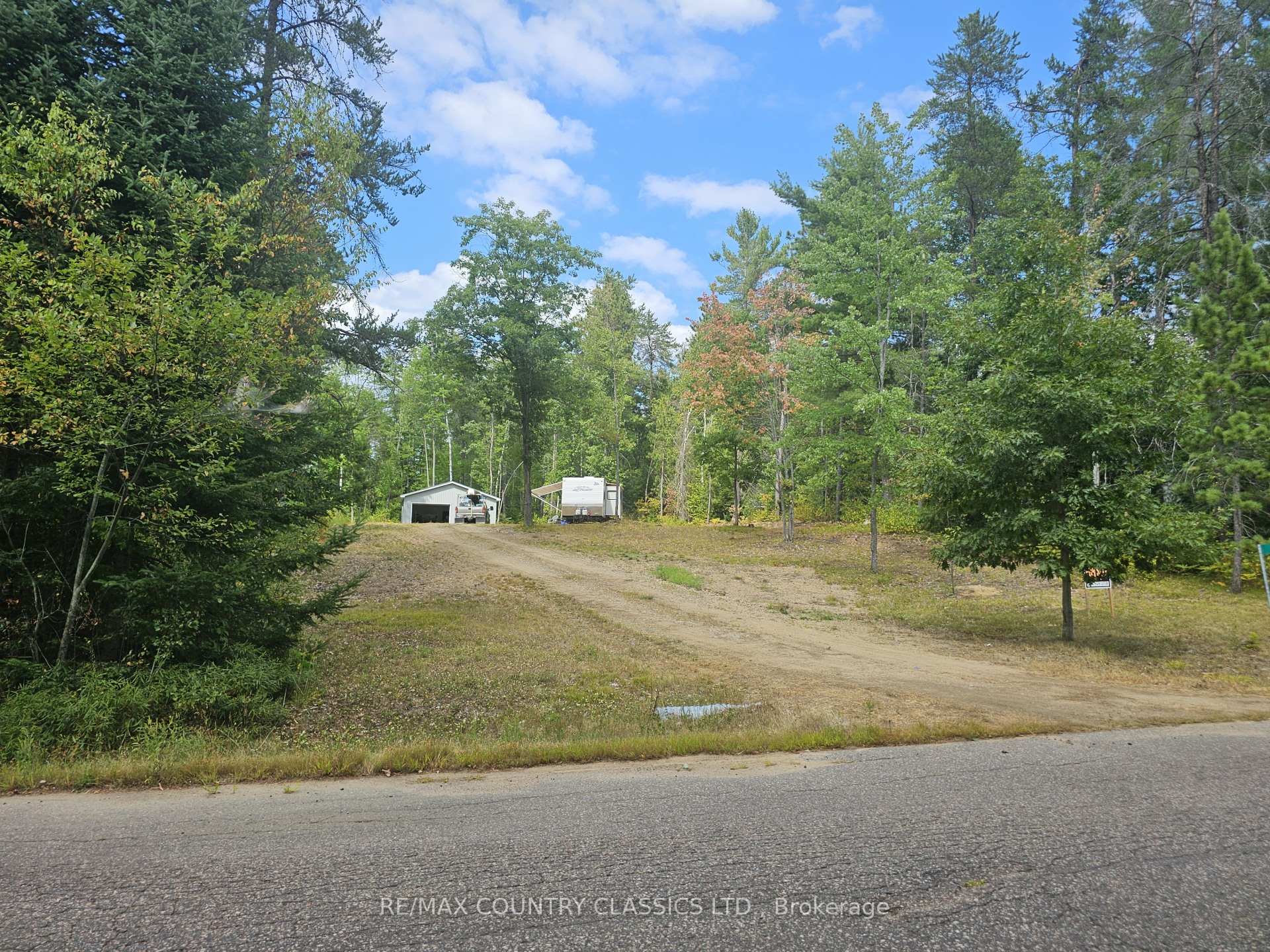 74 Murray Park Street, Madawaska Valley, ON K0J 1B0, Madawaska Valley — photo 1