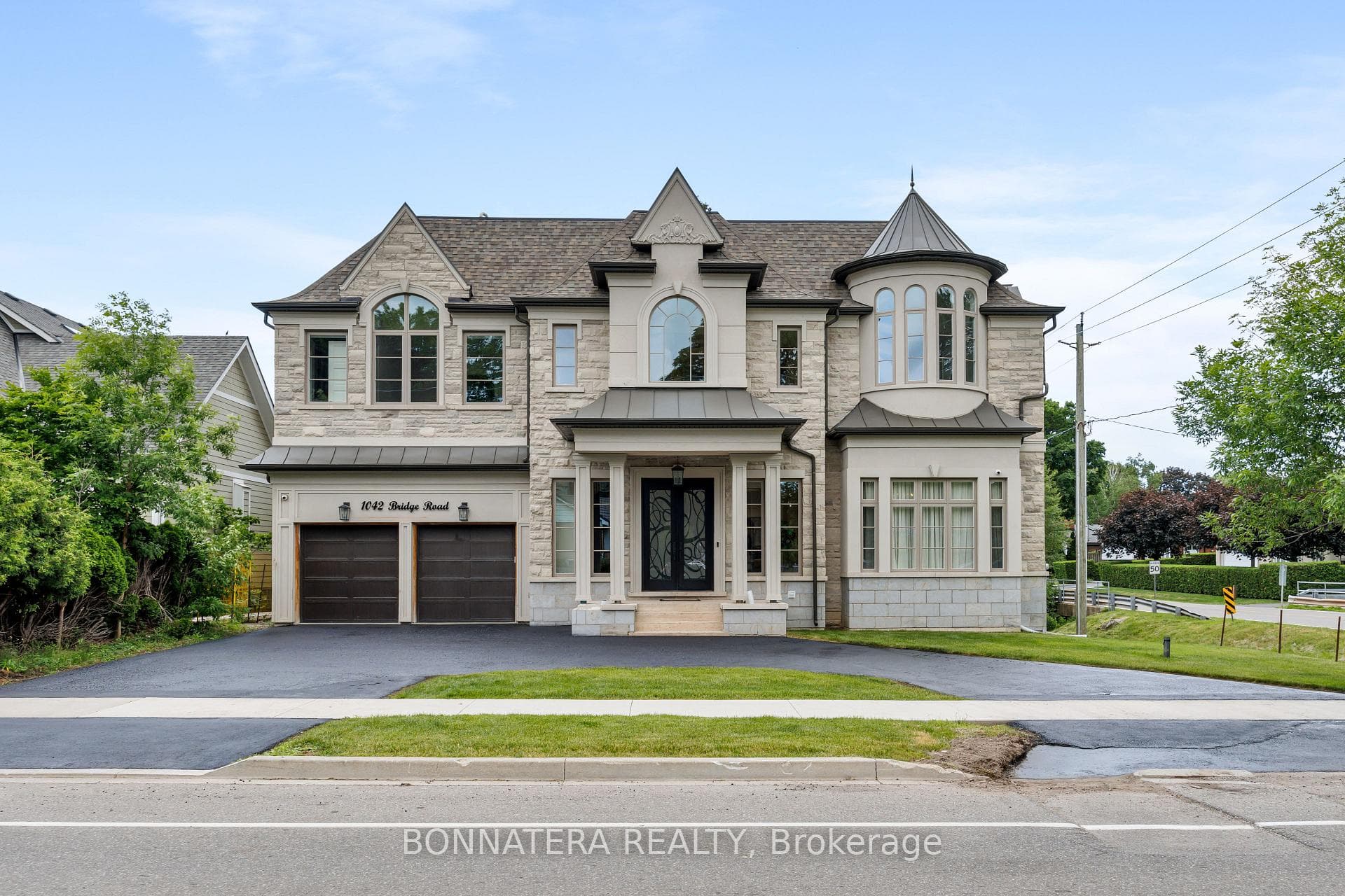 1042 Bridge Road, Oakville, ON L6L 2B5, Oakville — photo 1