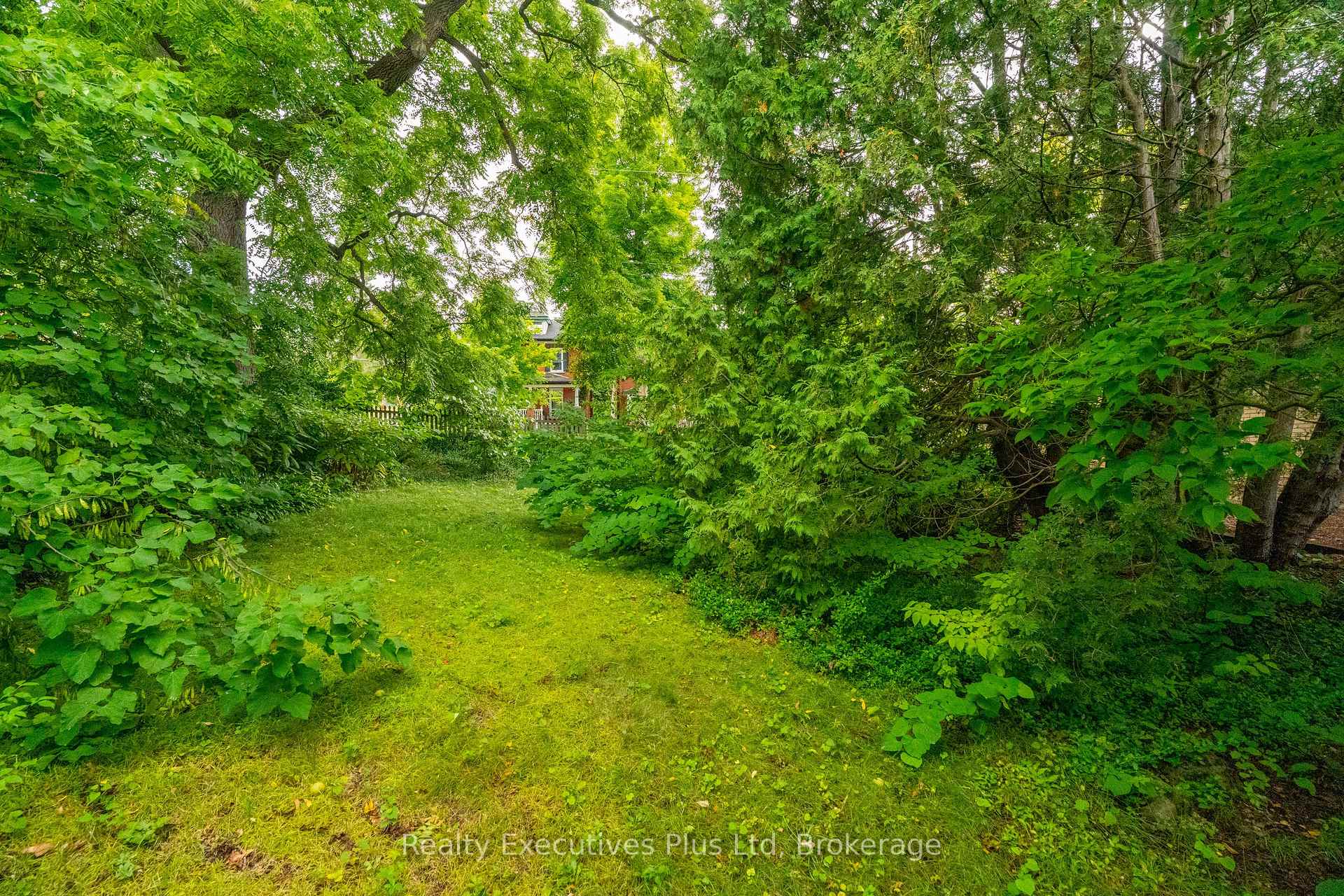 59 Hearn Avenue, Guelph, ON N1H 5Y6, Guelph — photo 1