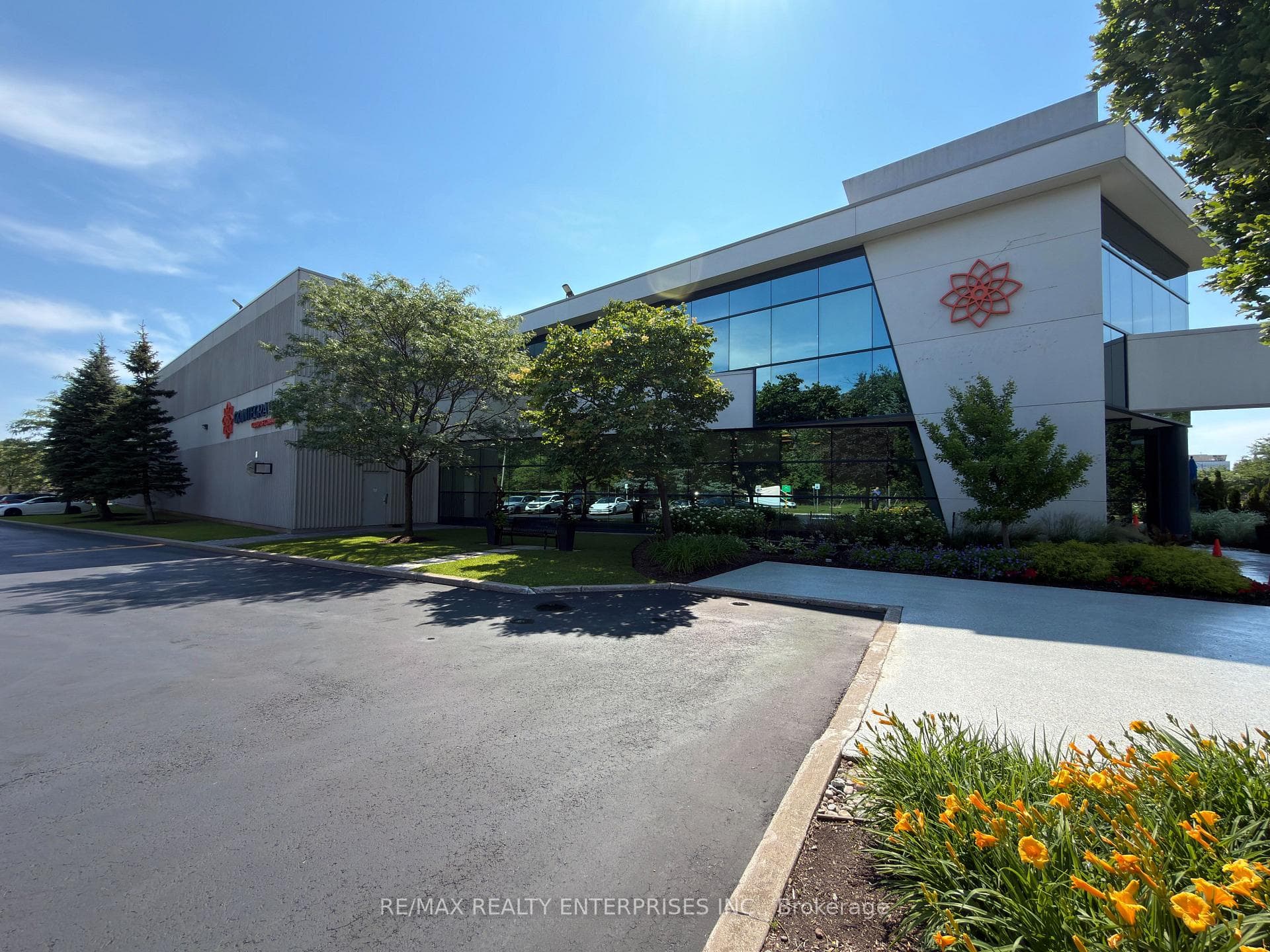 2770 Plymouth Drive, Oakville, ON L6H 6Y4, Oakville — photo 1