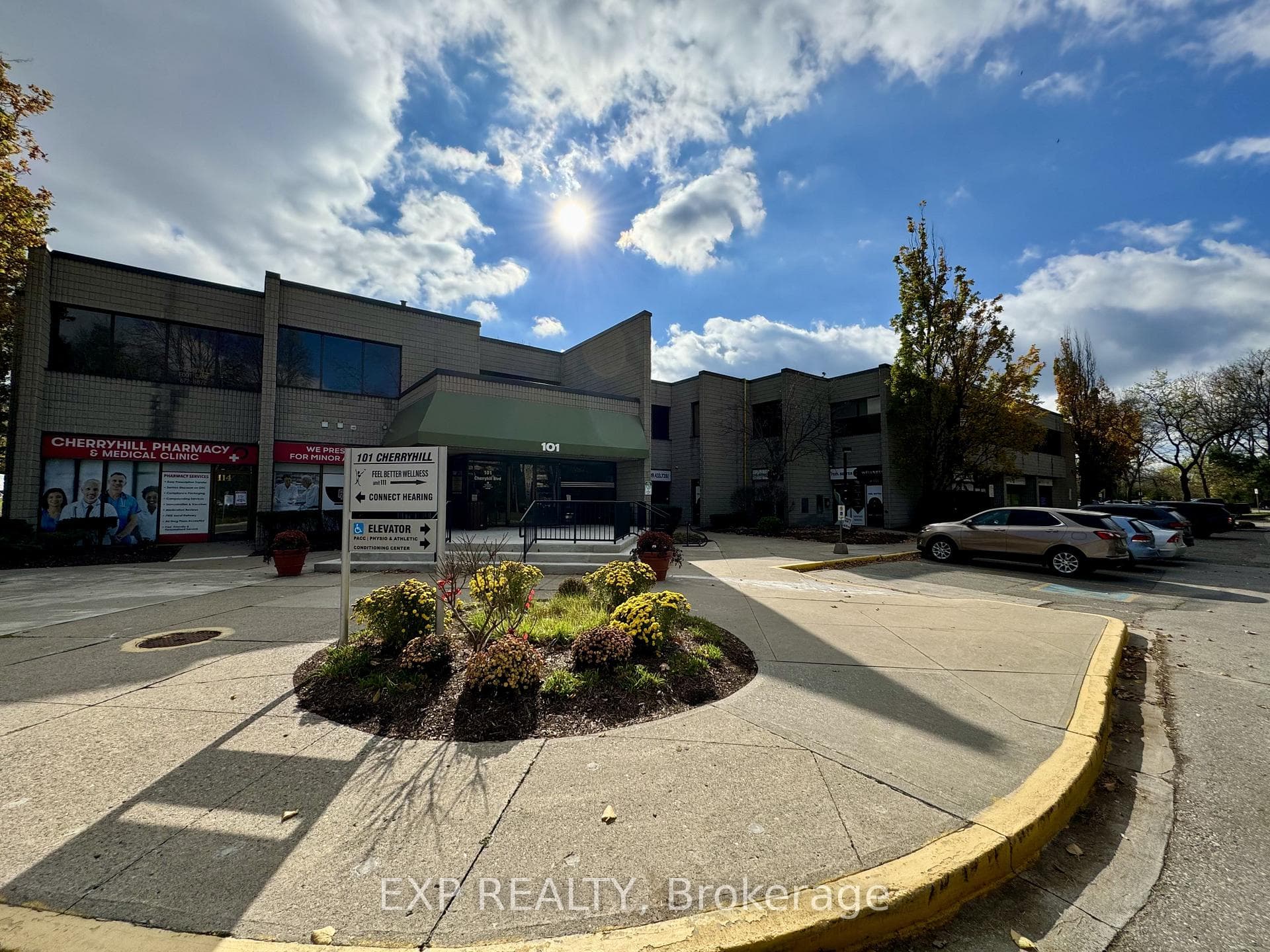 101 Cherryhill Boulevard 201, London North, ON N6H 4S4, London North — photo 1