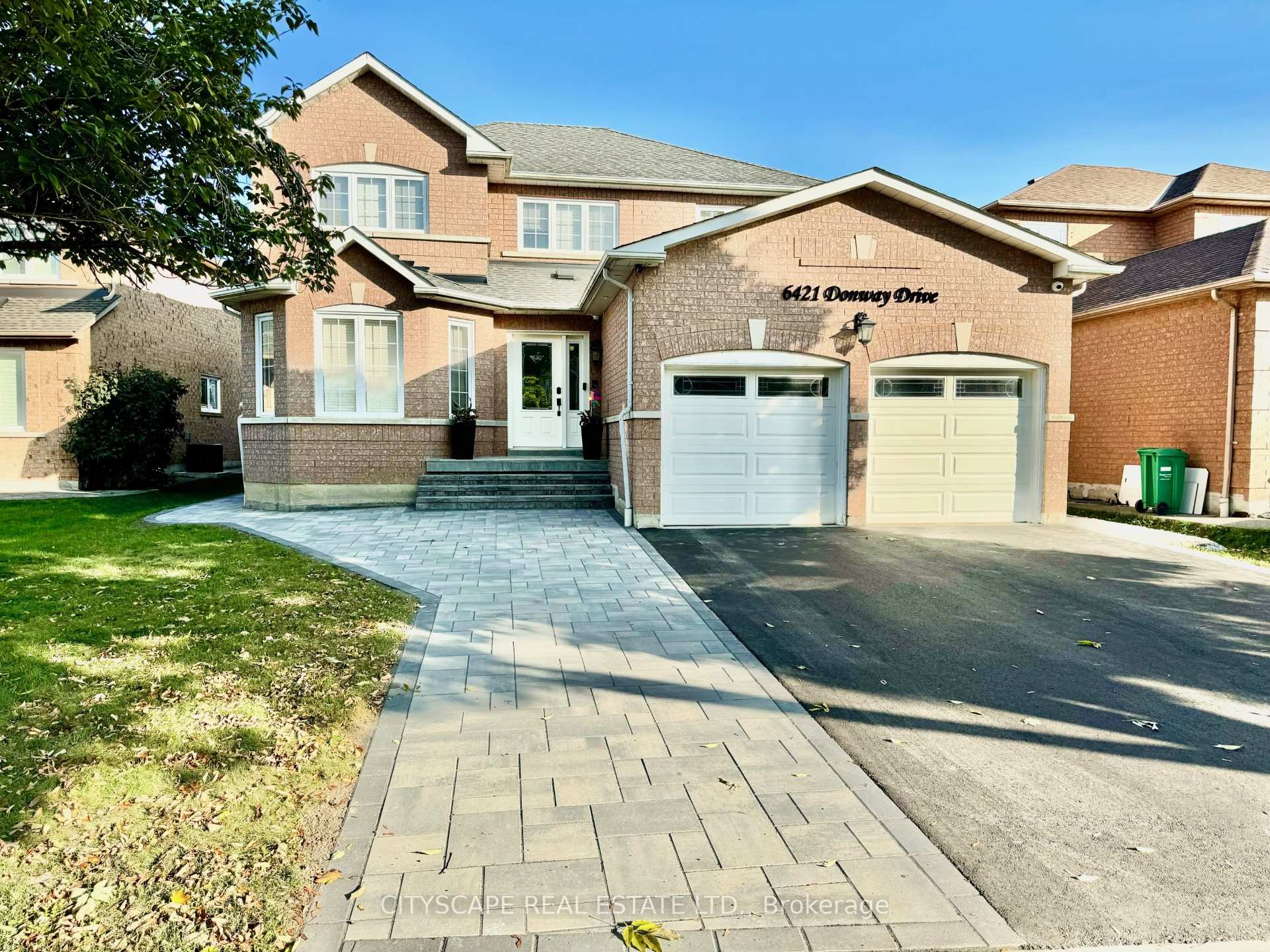 6421 Donway Drive, Mississauga, ON L5V 1J4, Mississauga — photo 1