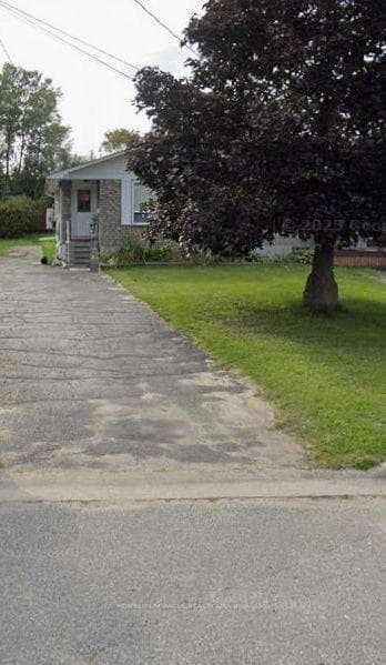 17 Silver Birch Drive, Sault Ste Marie, ON P6A 4X6, Sault Ste Marie — photo 1