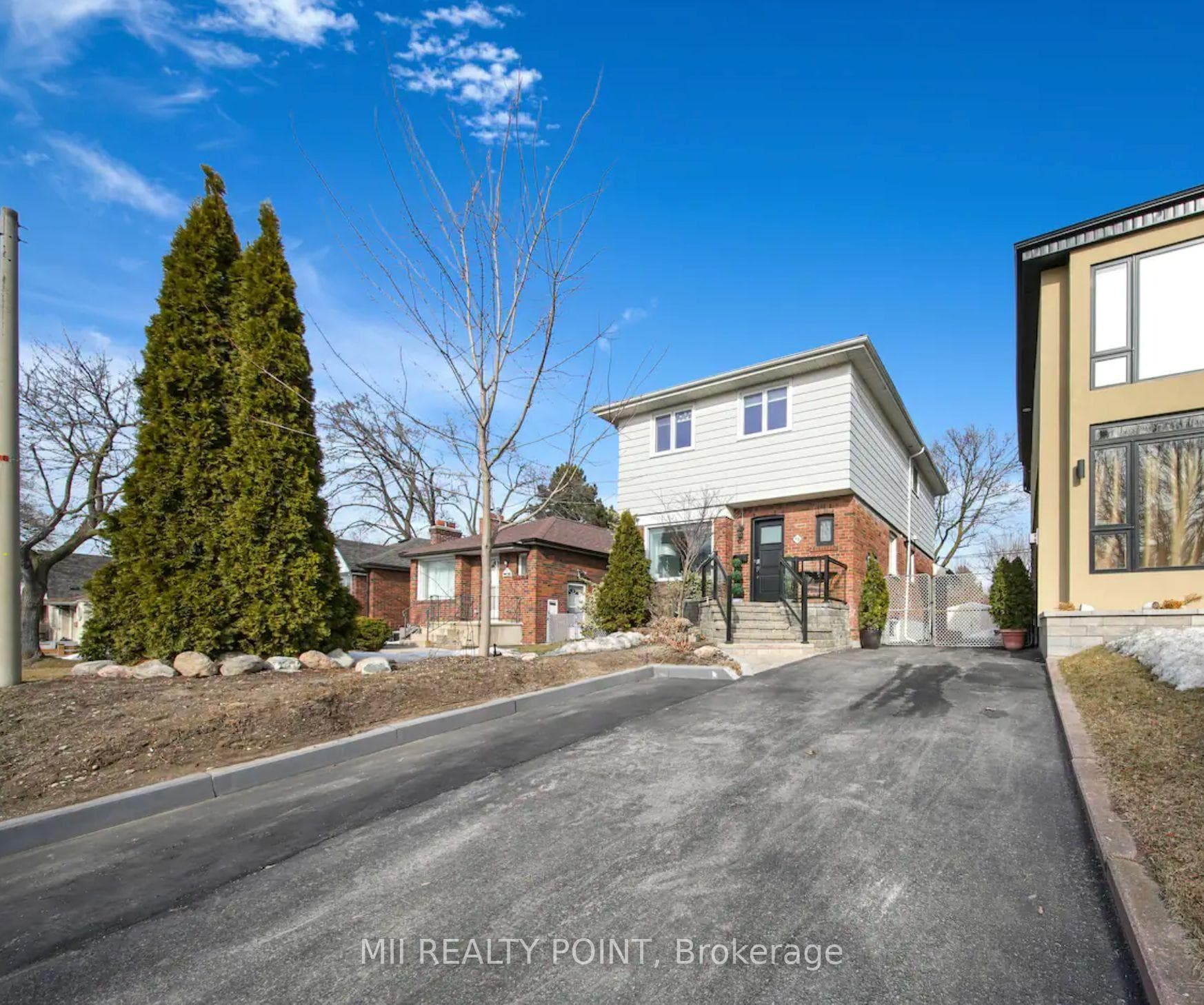 49 Manderley Drive Main, Toronto, ON M1N 3E8, Toronto E06 — photo 1