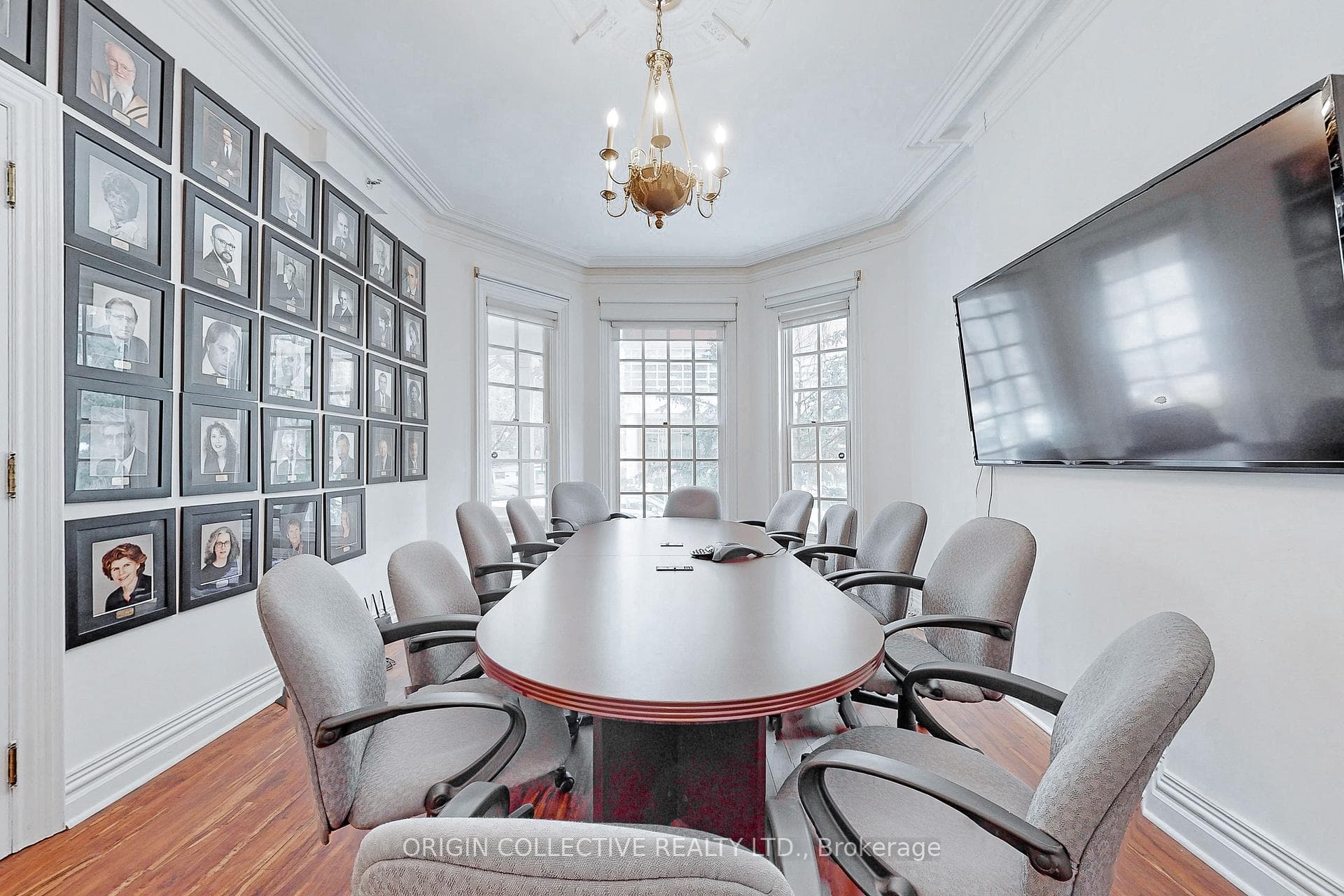 17 Isabella Street 1, Toronto, ON M4Y 1M7, Toronto C08 — photo 1