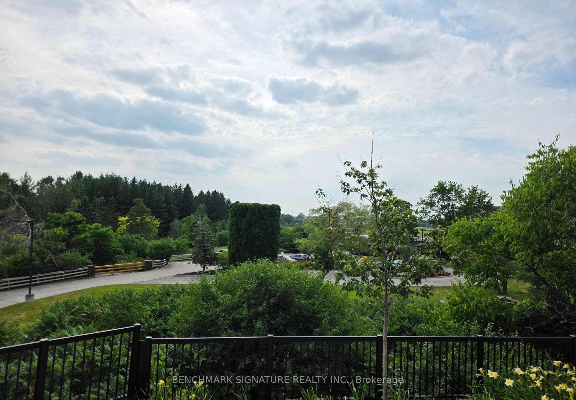 10 Steckley House Lane E 113, Richmond Hill, ON L4S 0N1, Richmond Hill — photo 1