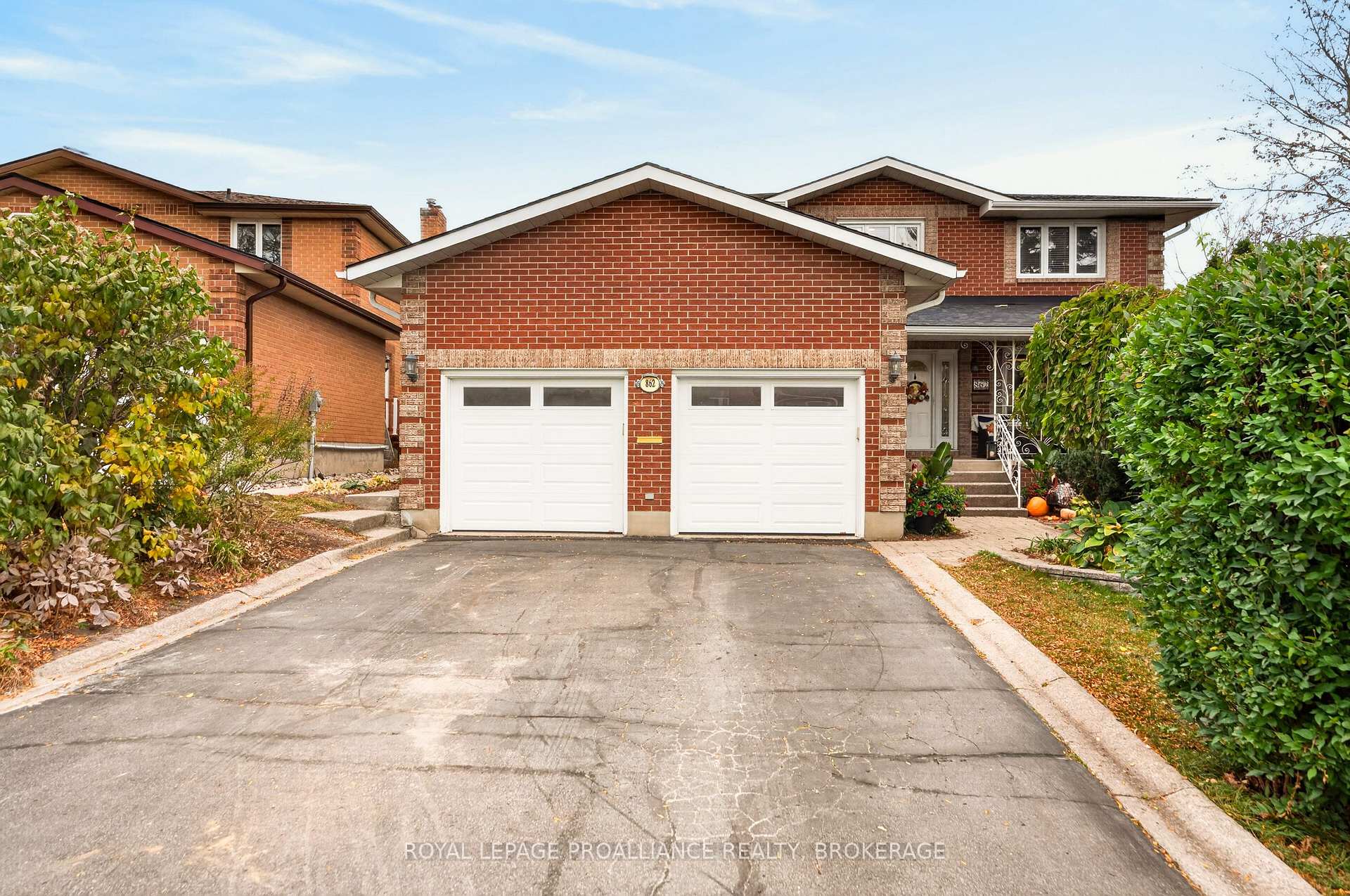 862 Old Colony Road, Kingston, ON K7P 1S5